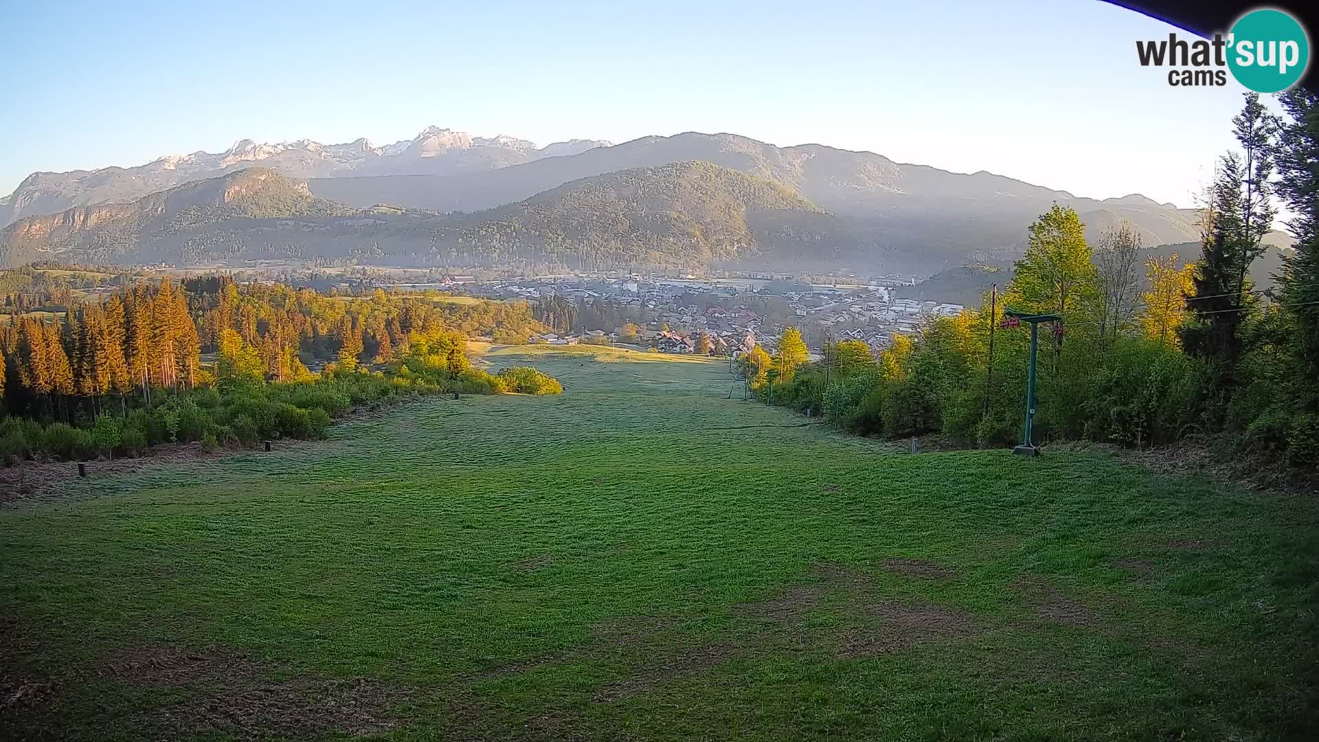 Spletna kamera Bohinjska Bistrica – Pogled v živo s smučišča Kozji Hrbet
