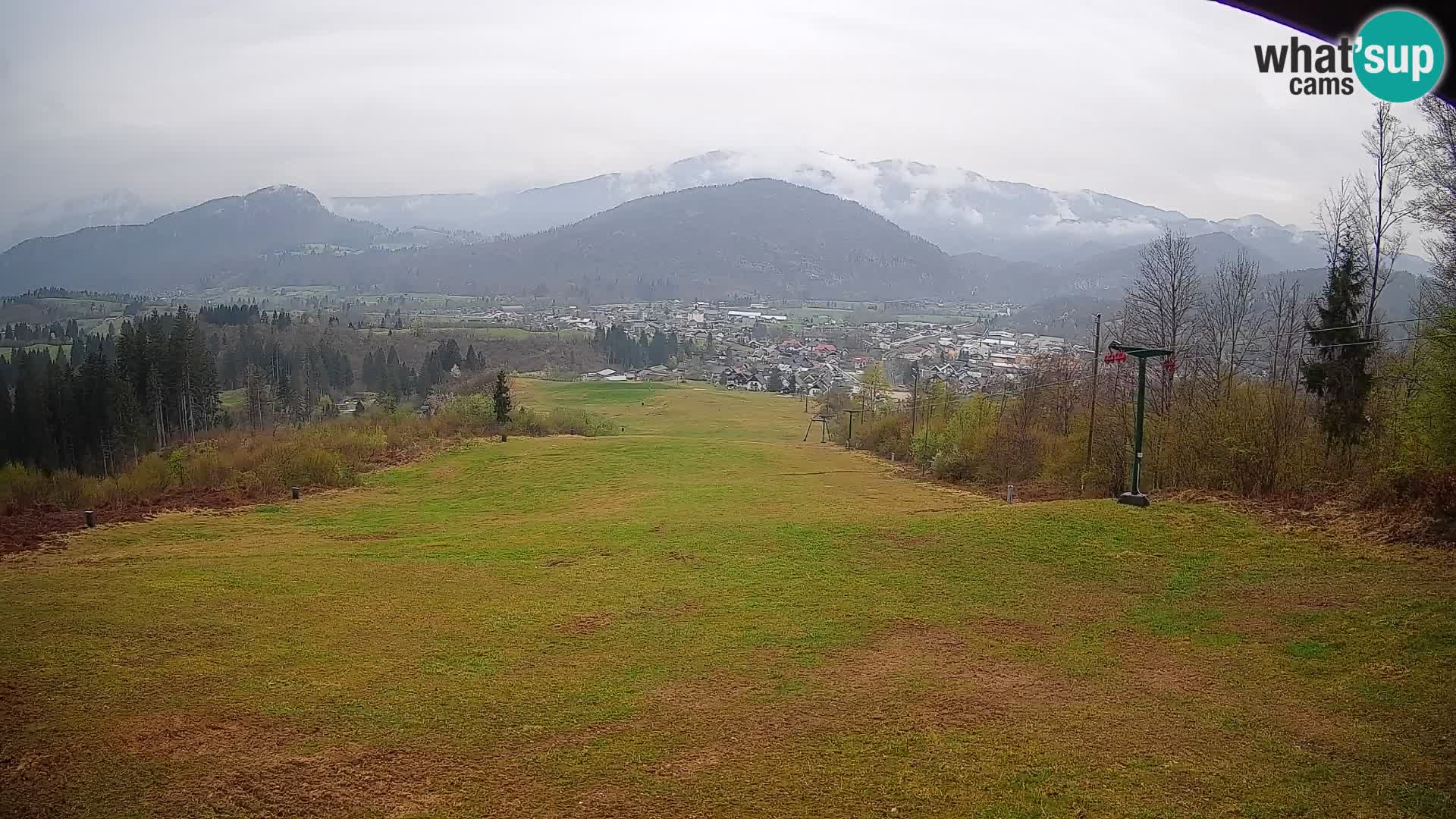 Kamera uživo Bohinjska Bistrica – Pogled u stvarnom vremenu sa skijališta Kozji Hrbet