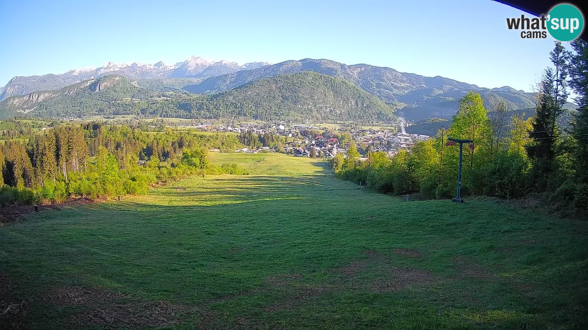 Spletna kamera Bohinjska Bistrica – Pogled v živo s smučišča Kozji Hrbet