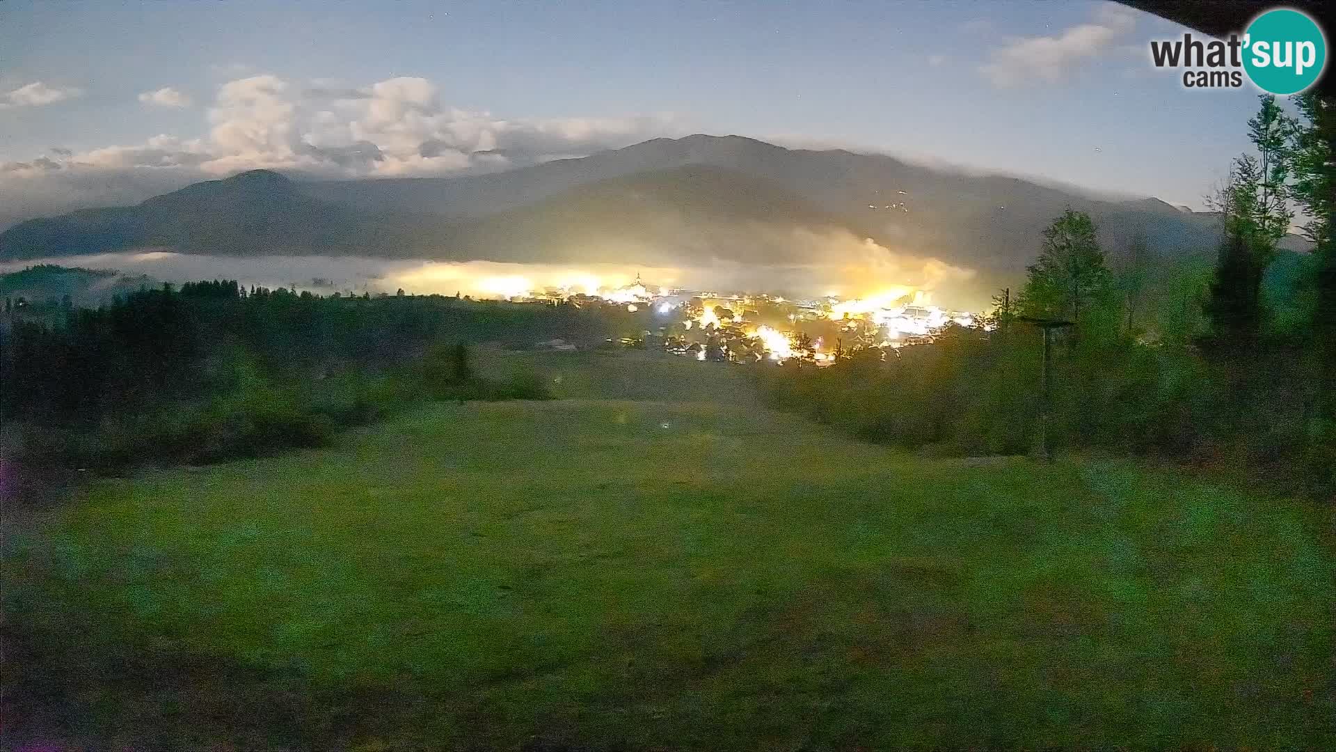 Spletna kamera Bohinjska Bistrica – Pogled v živo s smučišča Kozji Hrbet