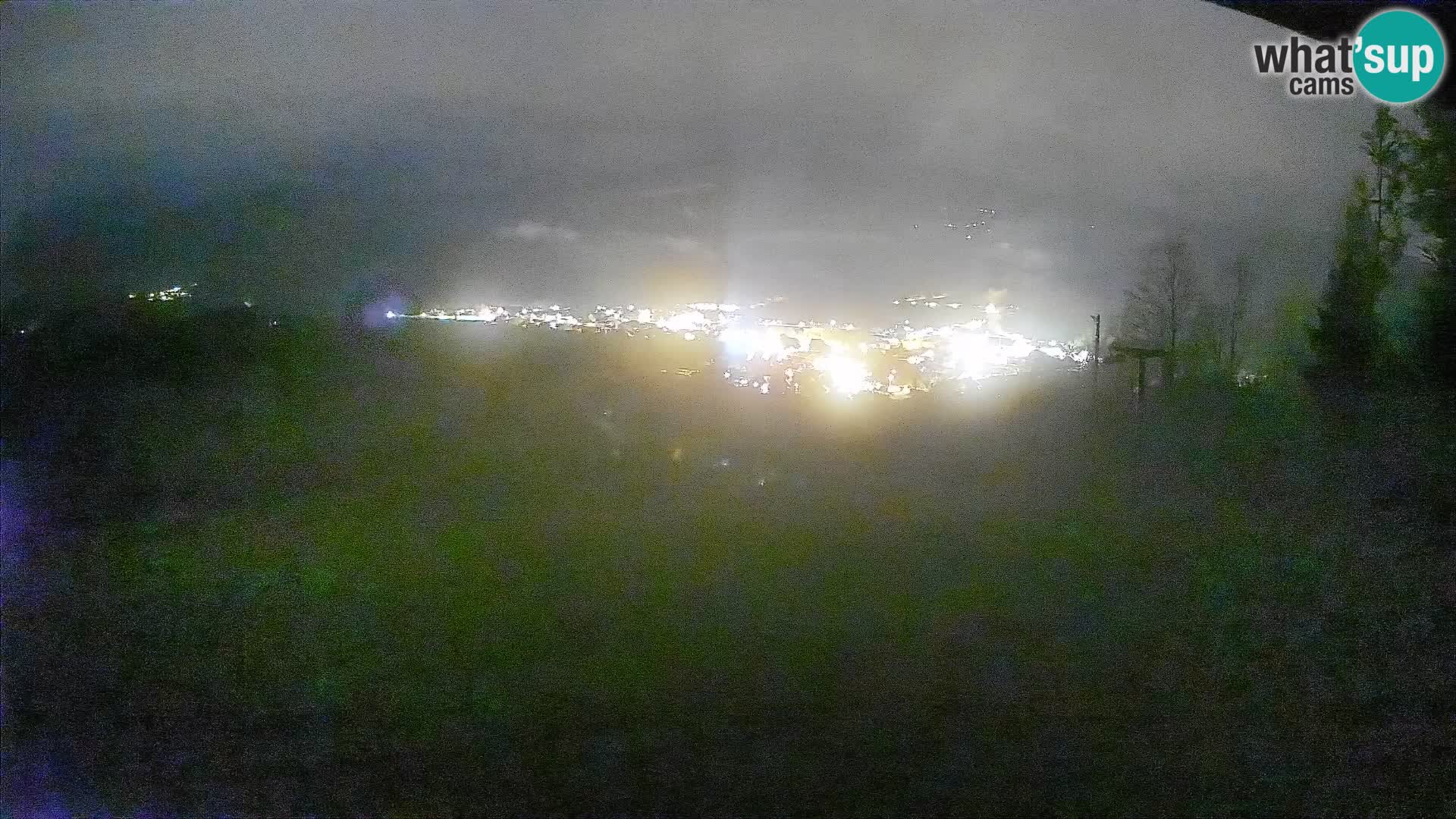 Kamera uživo Bohinjska Bistrica – Pogled u stvarnom vremenu sa skijališta Kozji Hrbet