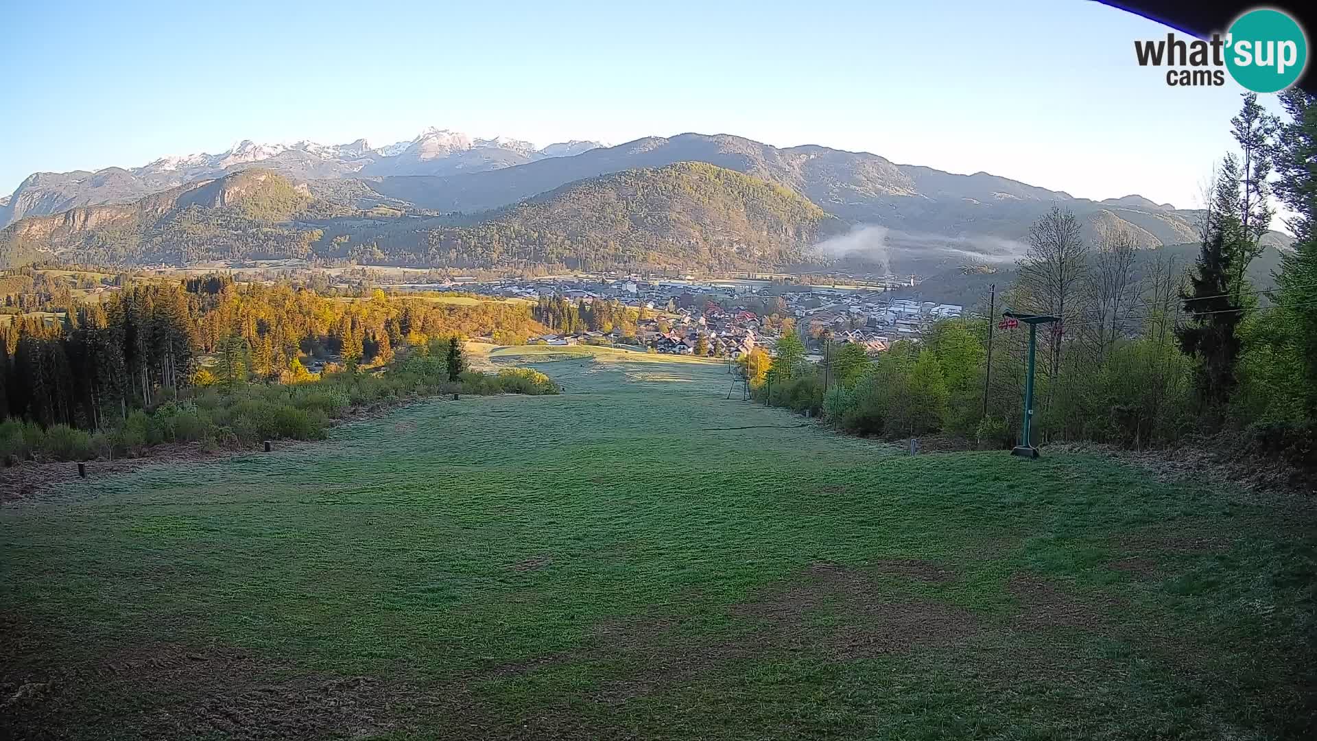 Kamera uživo Bohinjska Bistrica – Pogled u stvarnom vremenu sa skijališta Kozji Hrbet