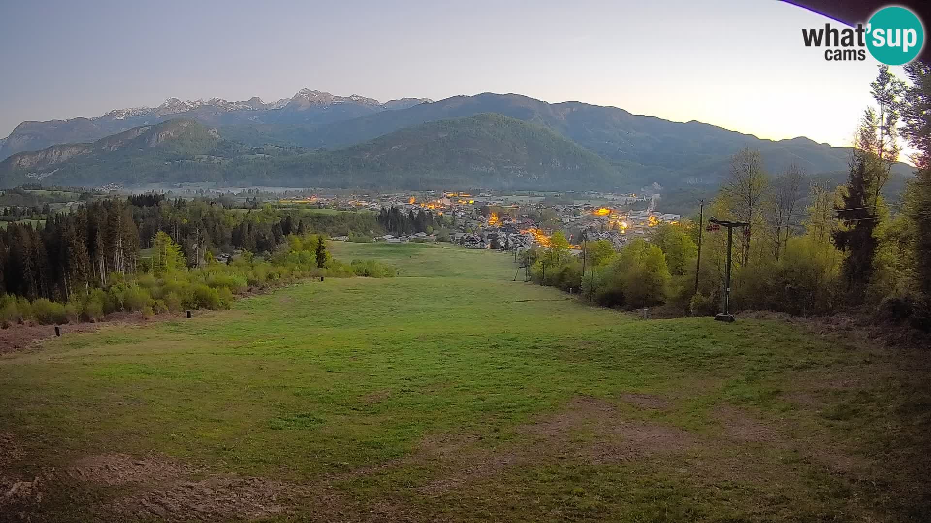 Kamera uživo Bohinjska Bistrica – Pogled u stvarnom vremenu sa skijališta Kozji Hrbet