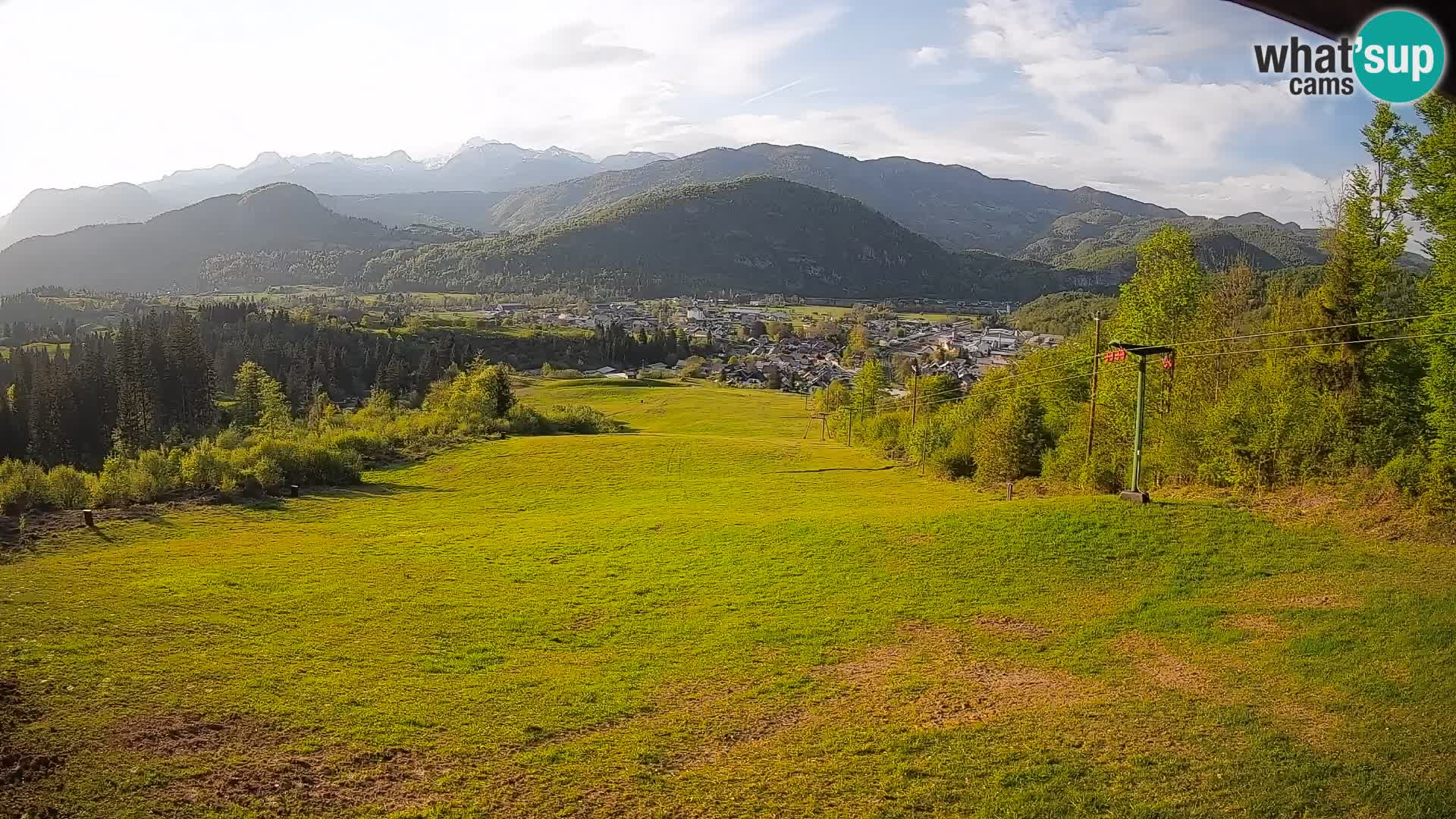 Kamera uživo Bohinjska Bistrica – Pogled u stvarnom vremenu sa skijališta Kozji Hrbet