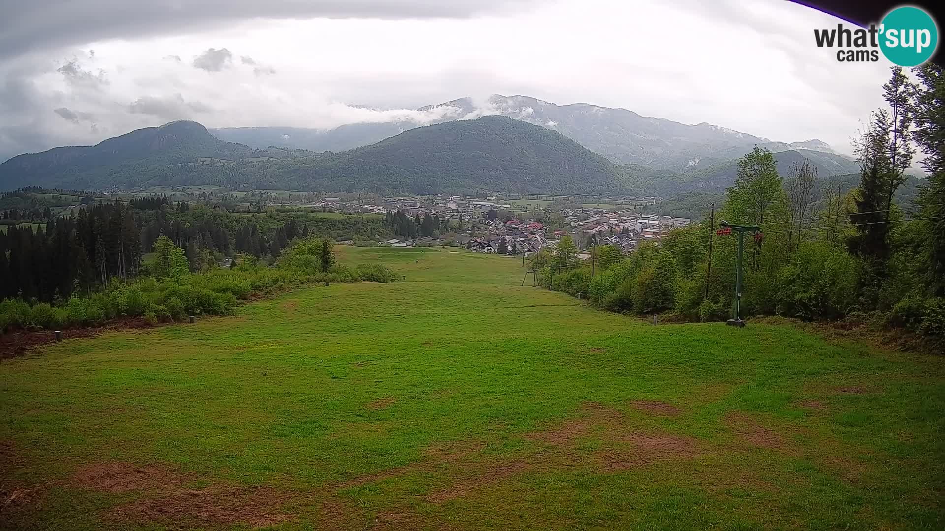 Kamera uživo Bohinjska Bistrica – Pogled u stvarnom vremenu sa skijališta Kozji Hrbet