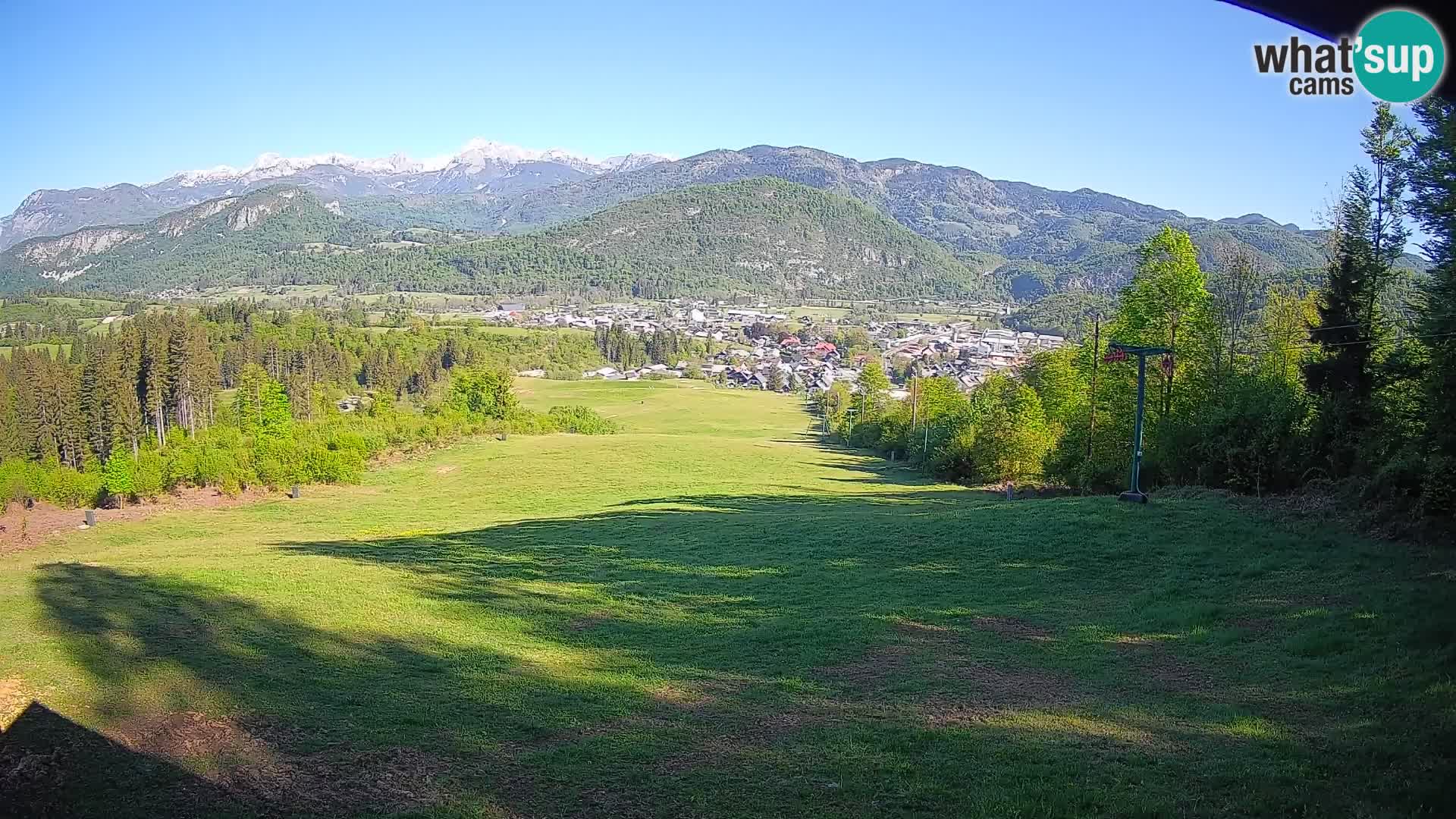 Spletna kamera Bohinjska Bistrica – Pogled v živo s smučišča Kozji Hrbet