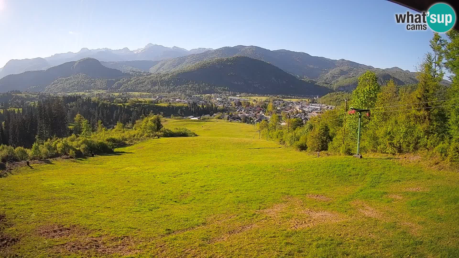 Kamera uživo Bohinjska Bistrica – Pogled u stvarnom vremenu sa skijališta Kozji Hrbet