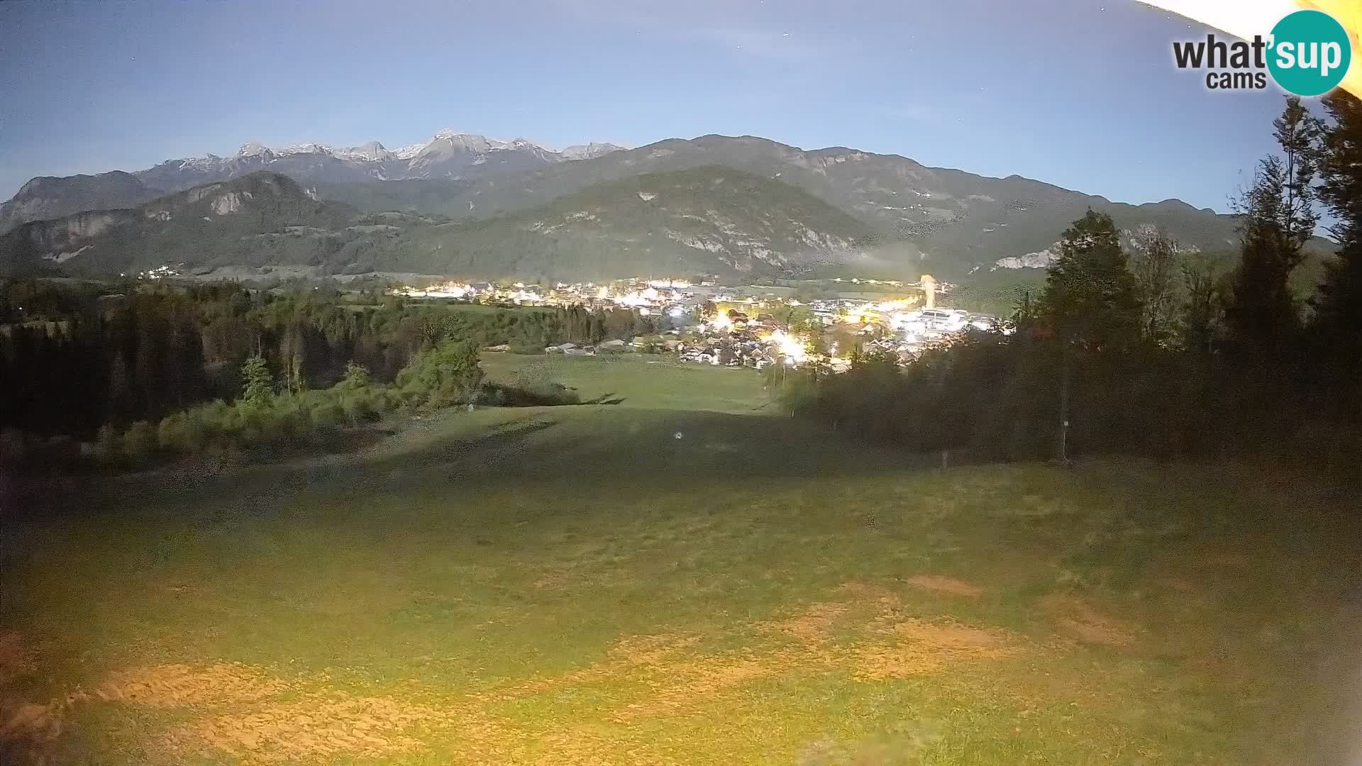 Spletna kamera Bohinjska Bistrica – Pogled v živo s smučišča Kozji Hrbet