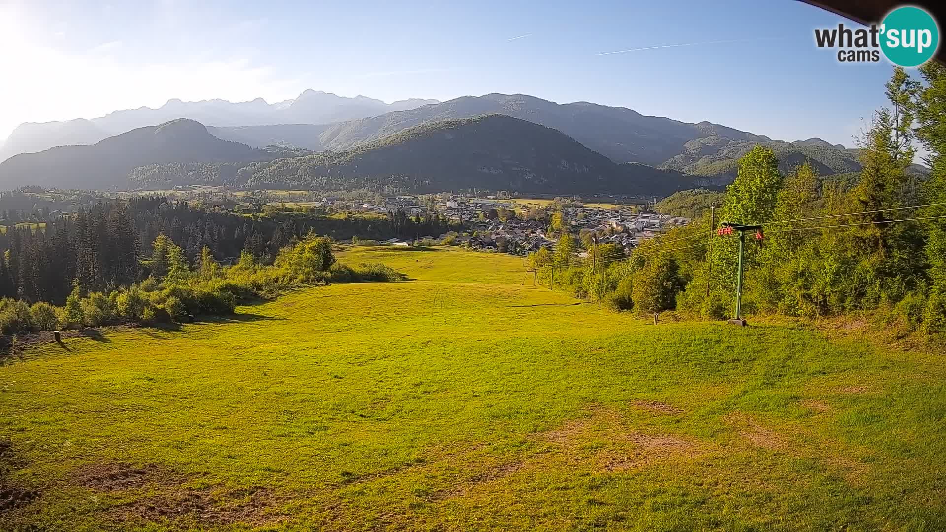 Spletna kamera Bohinjska Bistrica – Pogled v živo s smučišča Kozji Hrbet