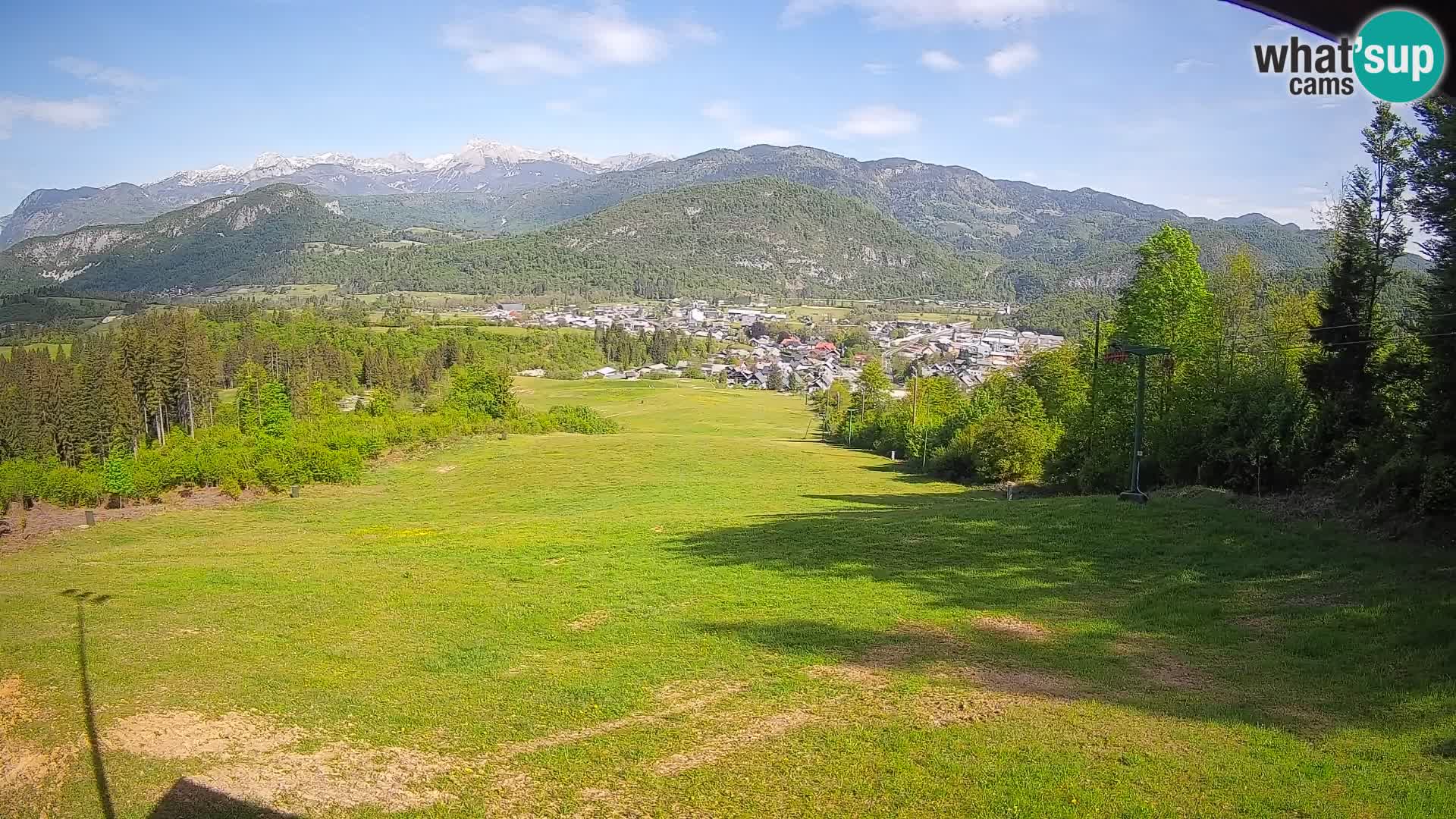 Spletna kamera Bohinjska Bistrica – Pogled v živo s smučišča Kozji Hrbet
