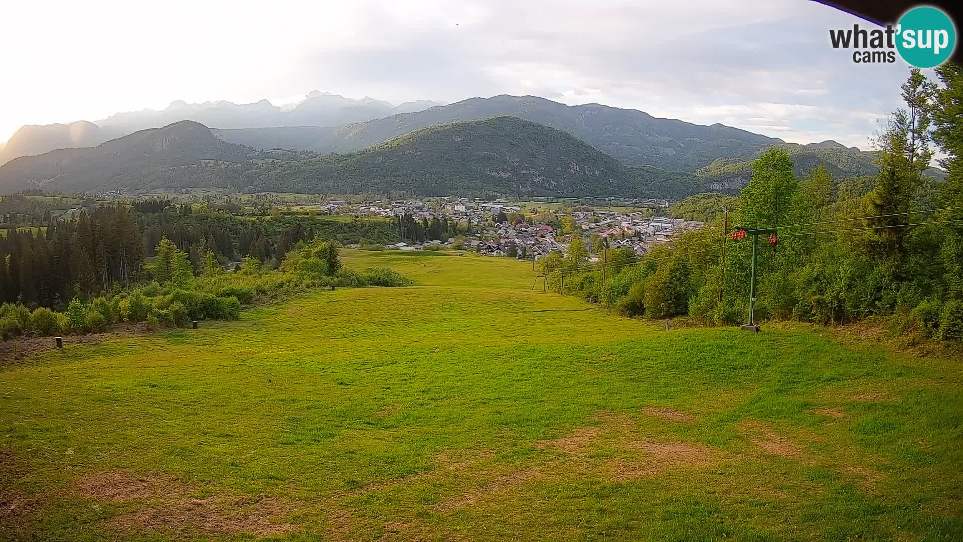Kamera uživo Bohinjska Bistrica – Pogled u stvarnom vremenu sa skijališta Kozji Hrbet