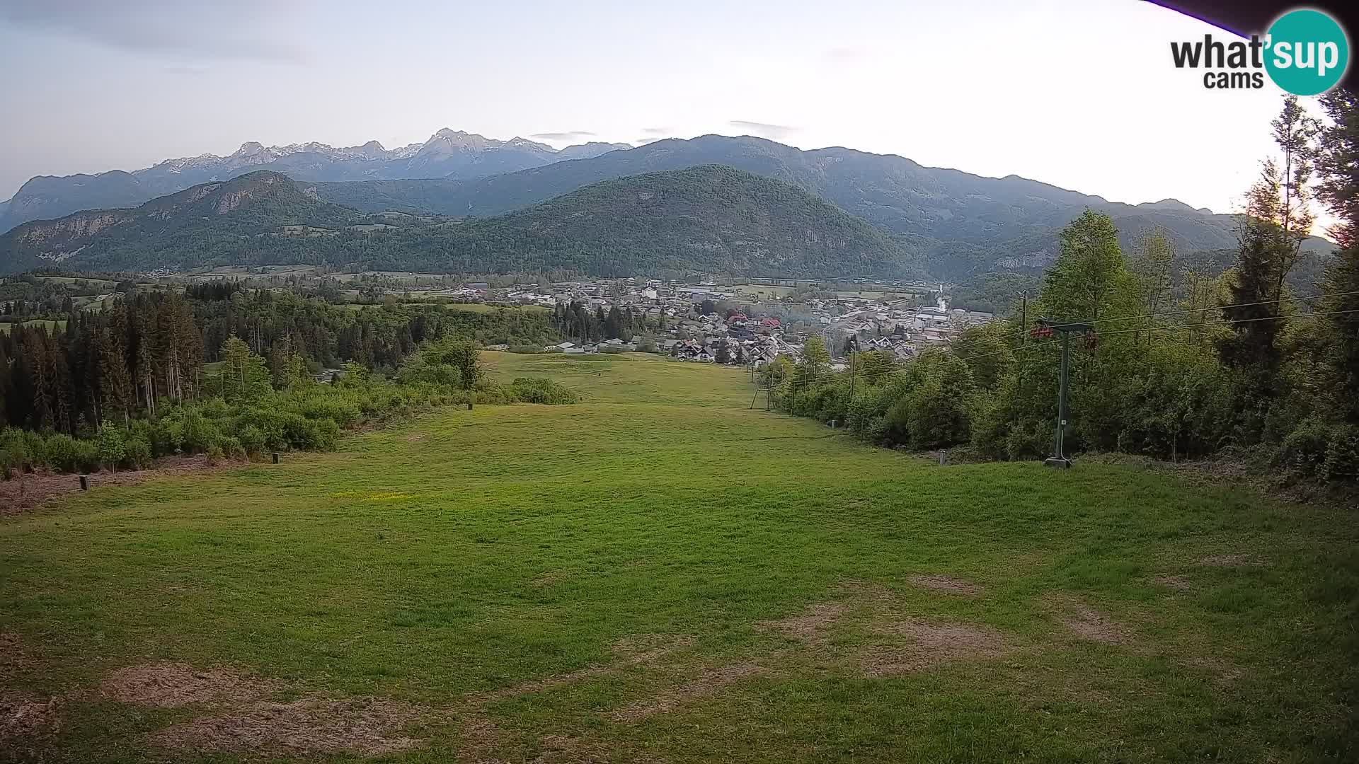 Spletna kamera Bohinjska Bistrica – Pogled v živo s smučišča Kozji Hrbet