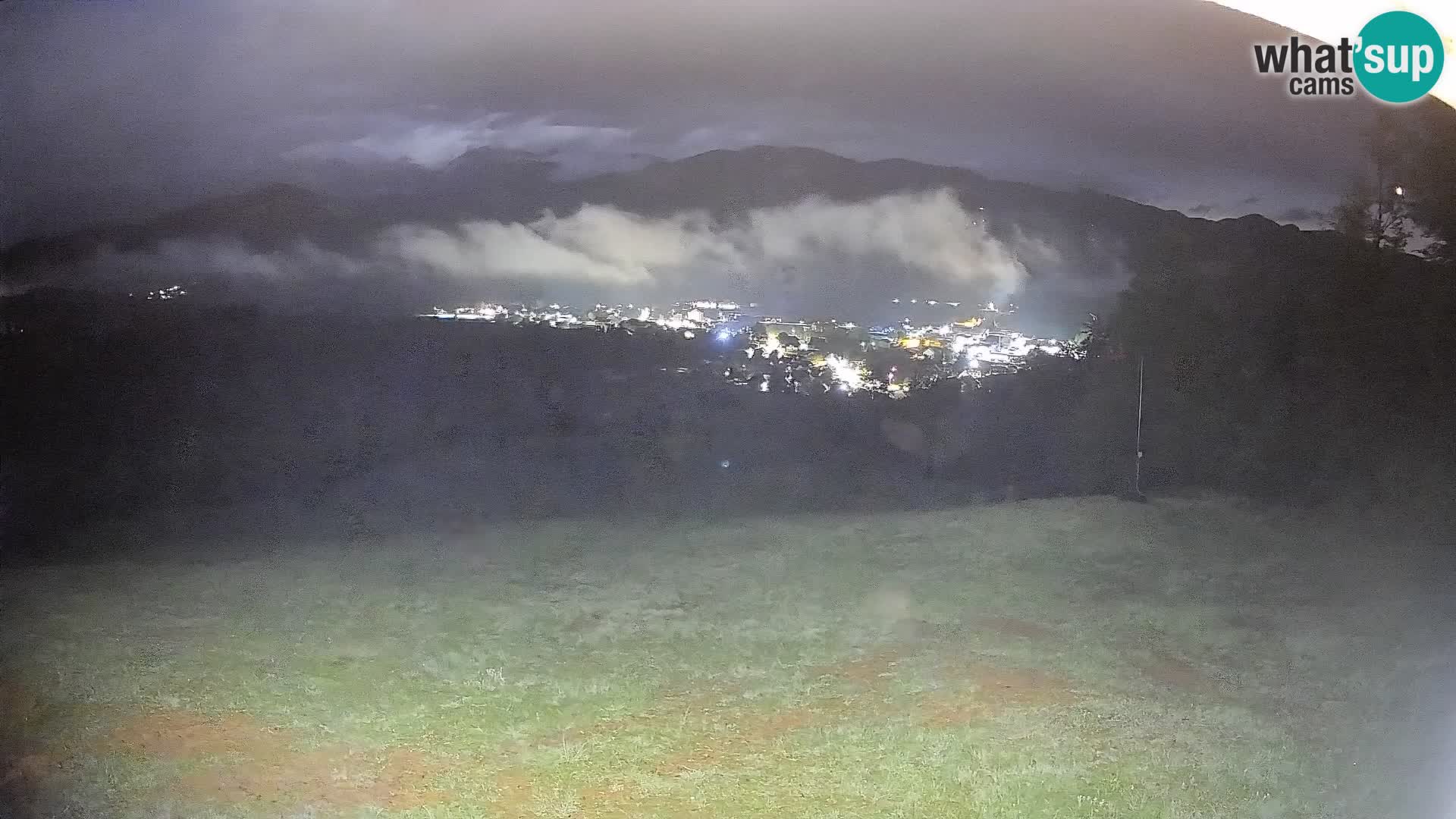 Kamera uživo Bohinjska Bistrica – Pogled u stvarnom vremenu sa skijališta Kozji Hrbet