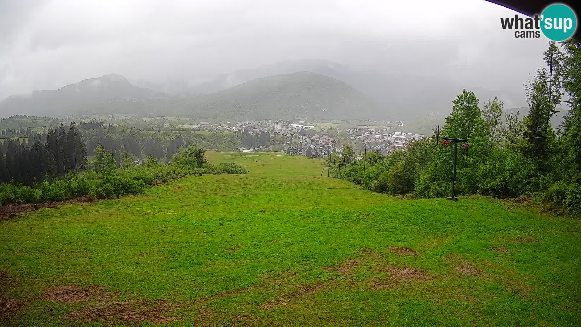 Kamera uživo Bohinjska Bistrica – Pogled u stvarnom vremenu sa skijališta Kozji Hrbet