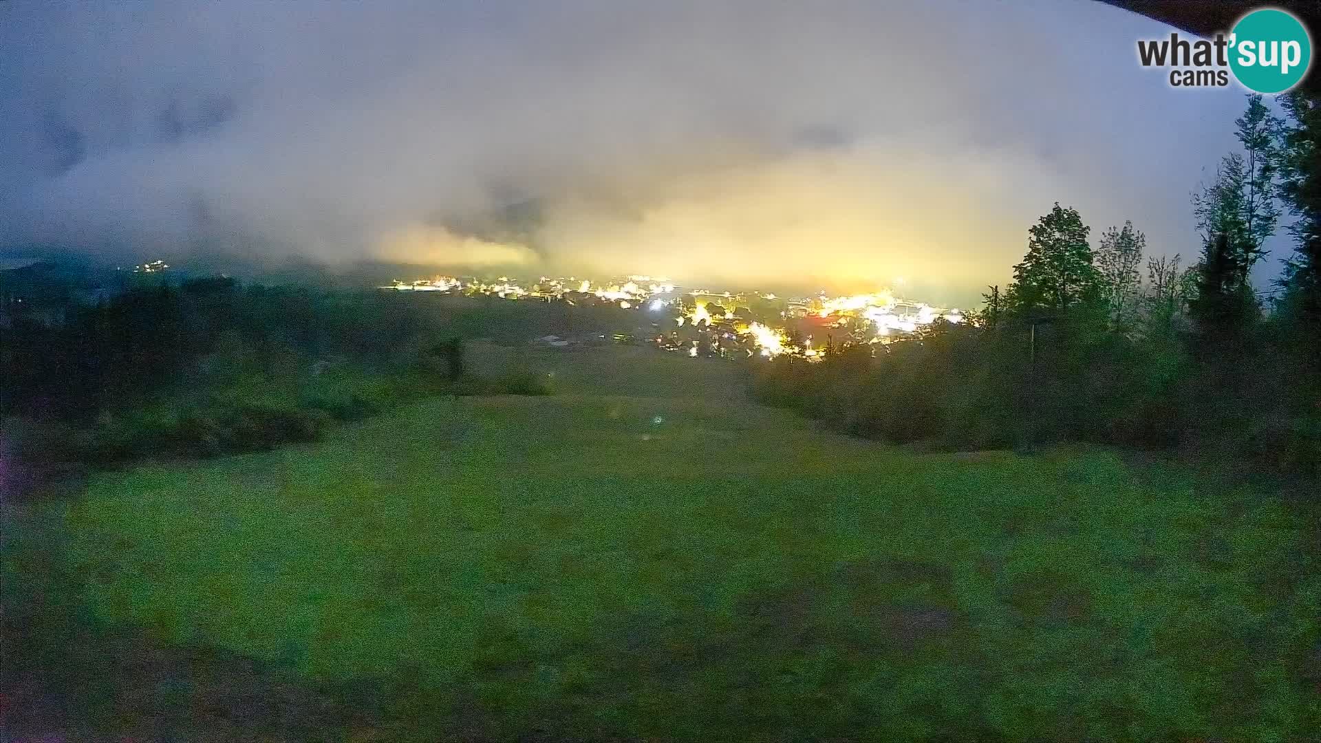 Kamera uživo Bohinjska Bistrica – Pogled u stvarnom vremenu sa skijališta Kozji Hrbet