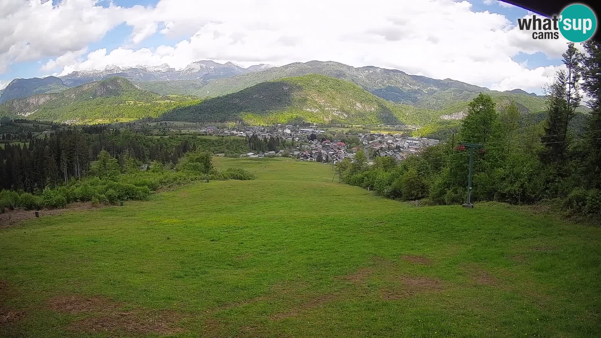 Kamera uživo Bohinjska Bistrica – Pogled u stvarnom vremenu sa skijališta Kozji Hrbet