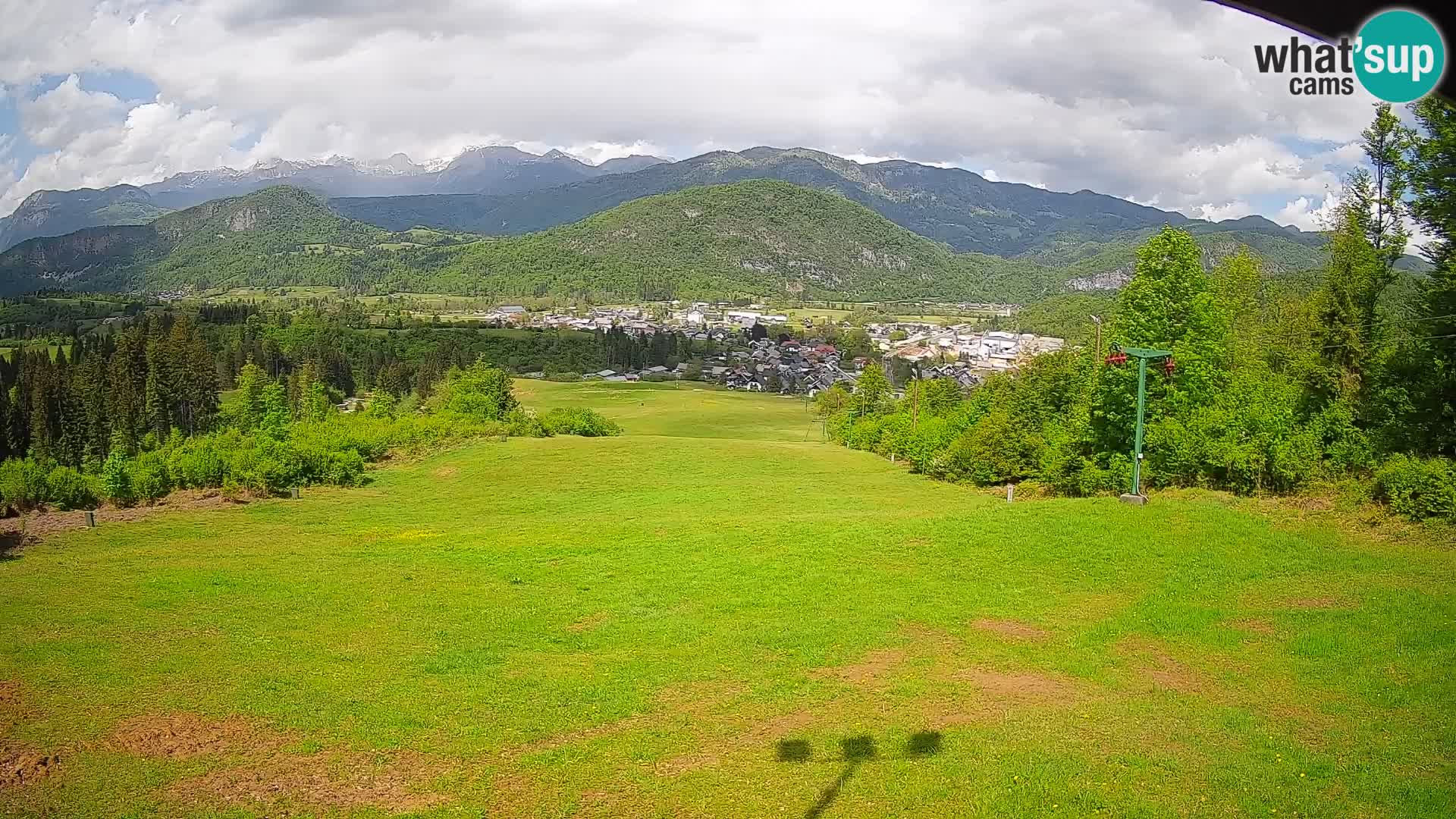 Kamera uživo Bohinjska Bistrica – Pogled u stvarnom vremenu sa skijališta Kozji Hrbet