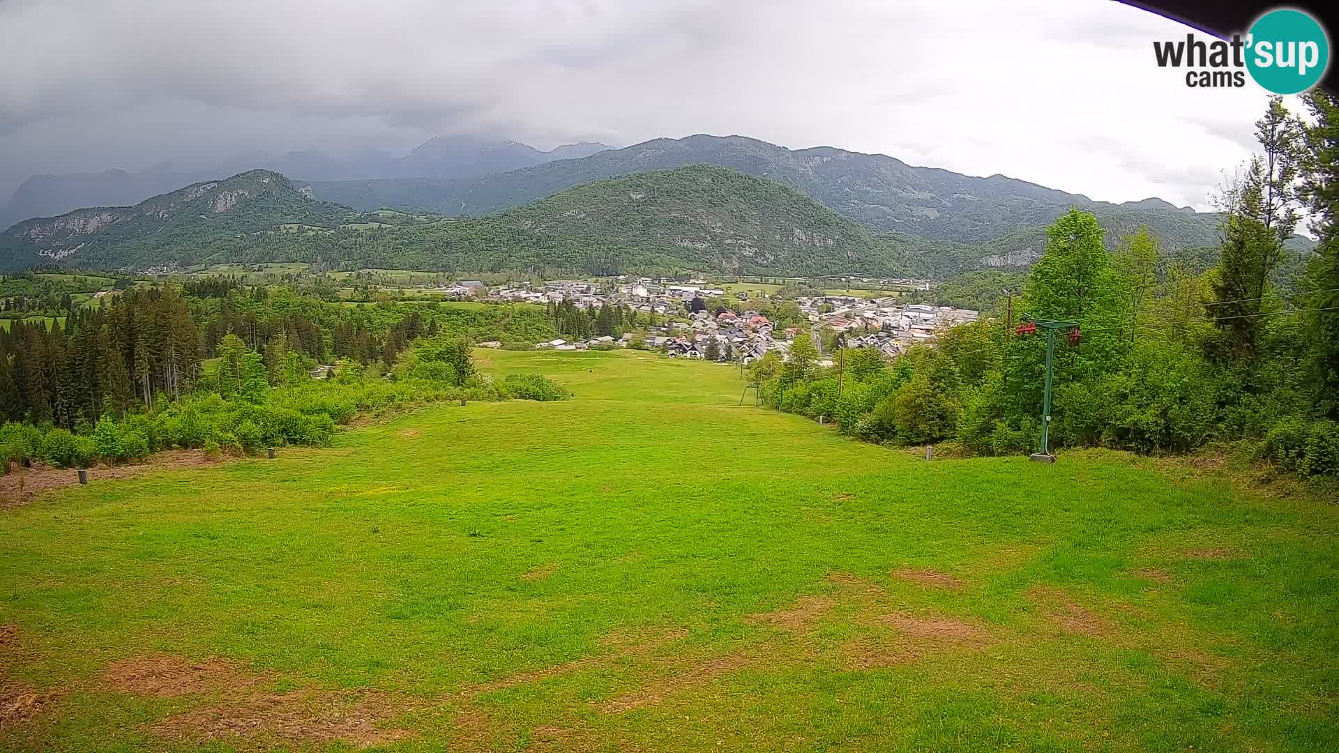 Kamera uživo Bohinjska Bistrica – Pogled u stvarnom vremenu sa skijališta Kozji Hrbet