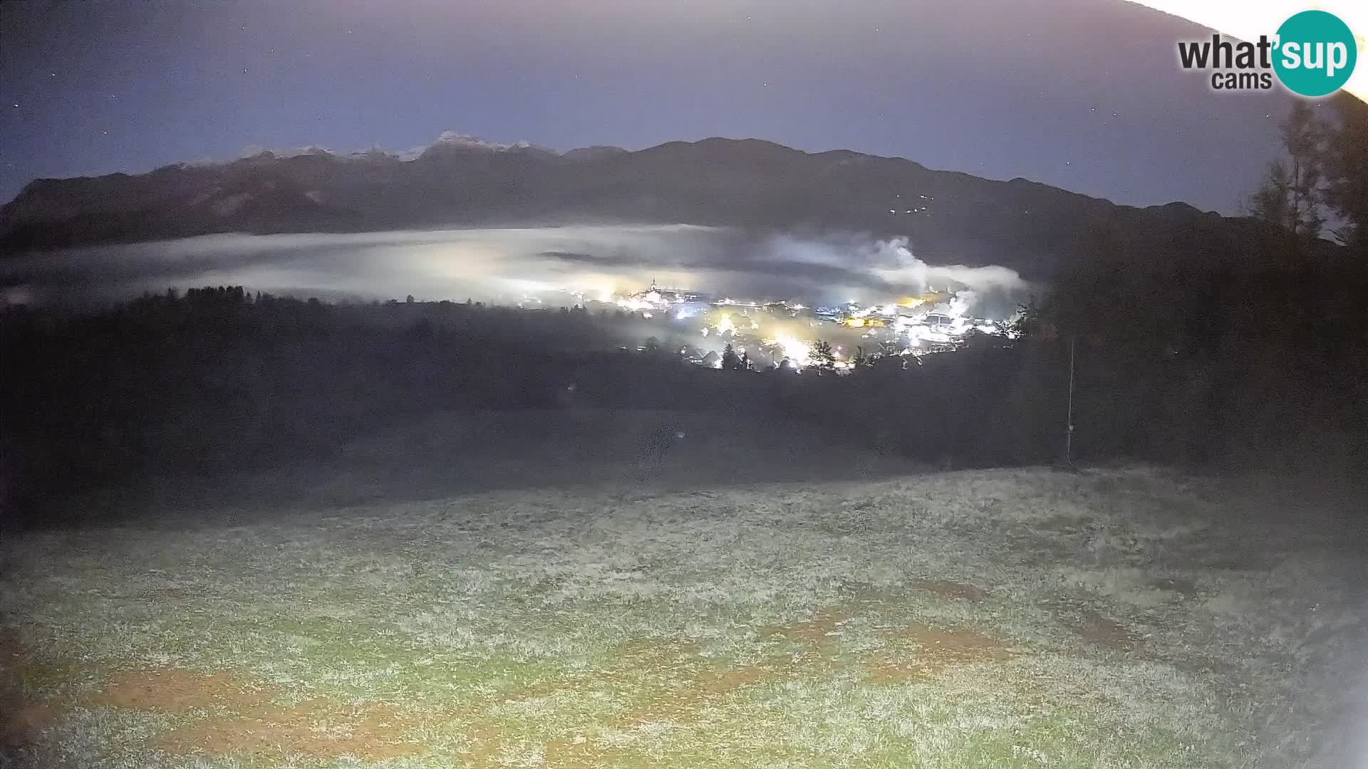 Kamera uživo Bohinjska Bistrica – Pogled u stvarnom vremenu sa skijališta Kozji Hrbet