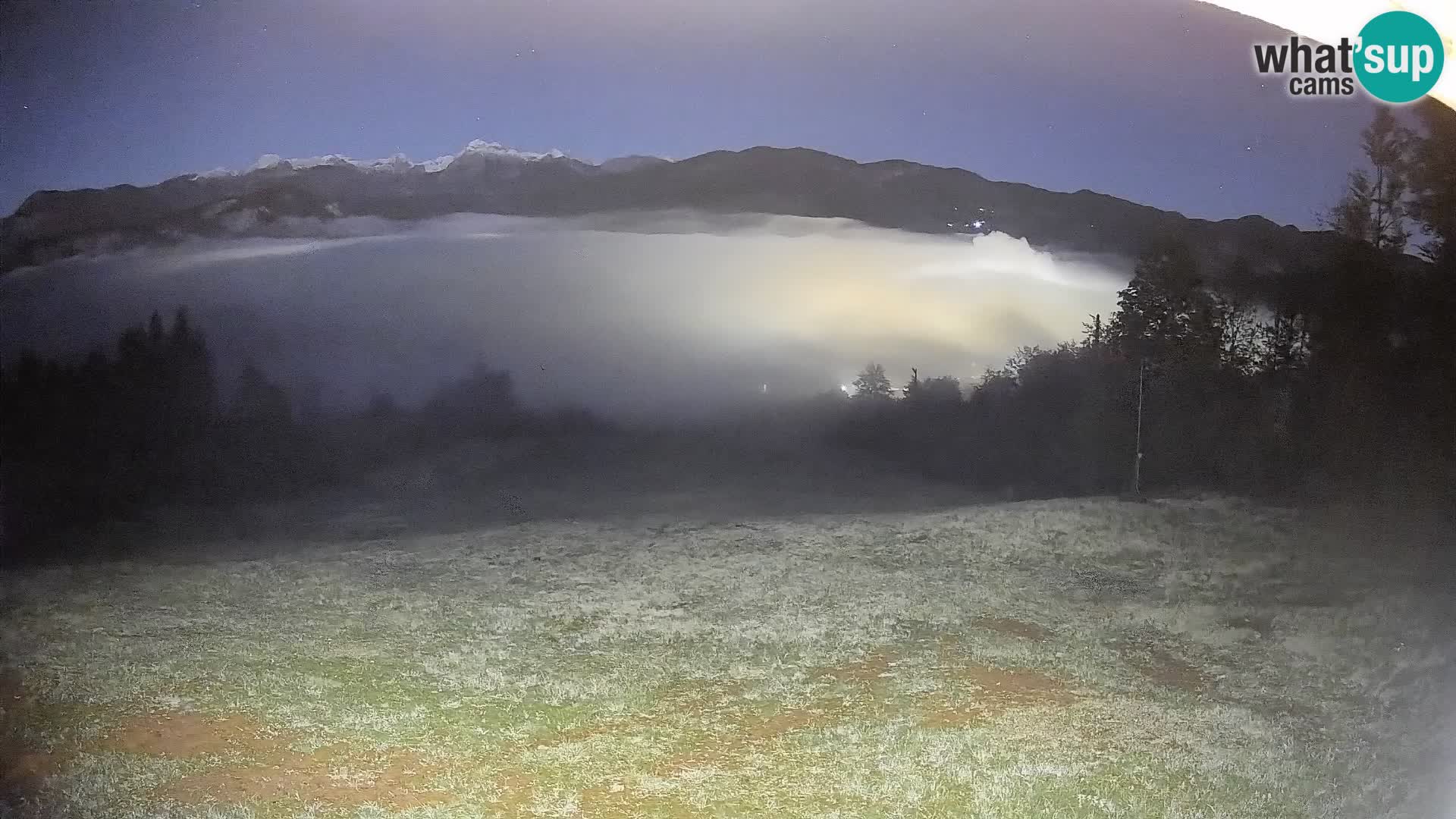 Spletna kamera Bohinjska Bistrica – Pogled v živo s smučišča Kozji Hrbet