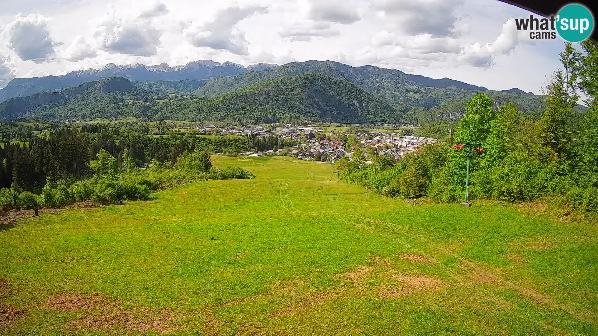 Kamera uživo Bohinjska Bistrica – Pogled u stvarnom vremenu sa skijališta Kozji Hrbet