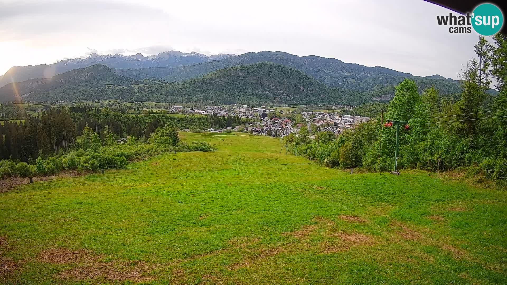 Spletna kamera Bohinjska Bistrica – Pogled v živo s smučišča Kozji Hrbet