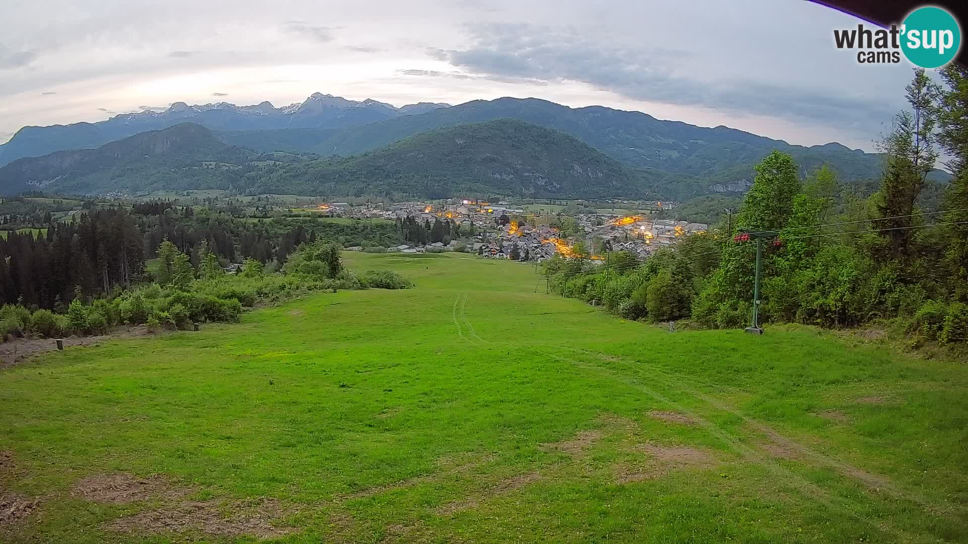 Kamera uživo Bohinjska Bistrica – Pogled u stvarnom vremenu sa skijališta Kozji Hrbet
