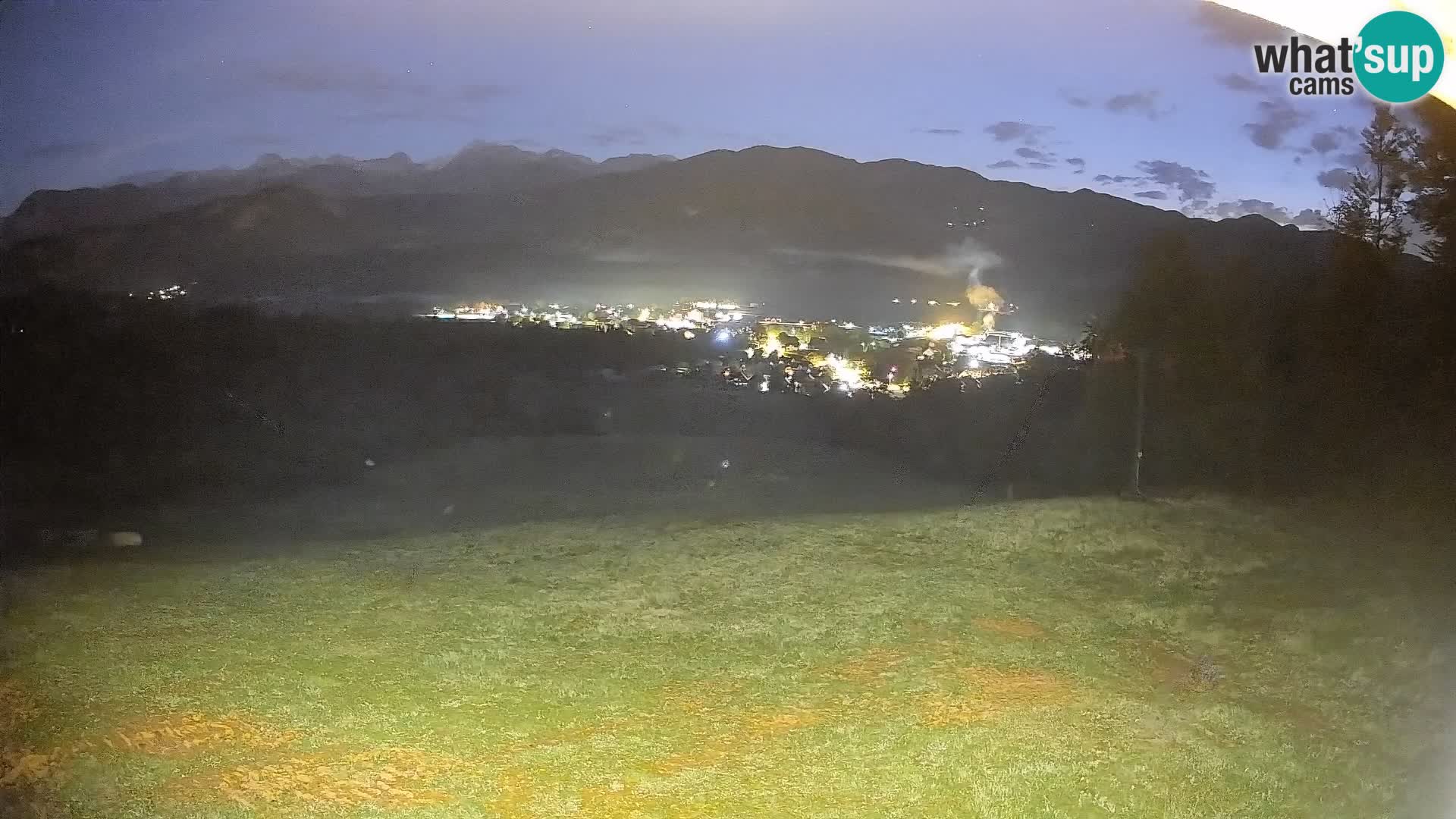 Kamera uživo Bohinjska Bistrica – Pogled u stvarnom vremenu sa skijališta Kozji Hrbet