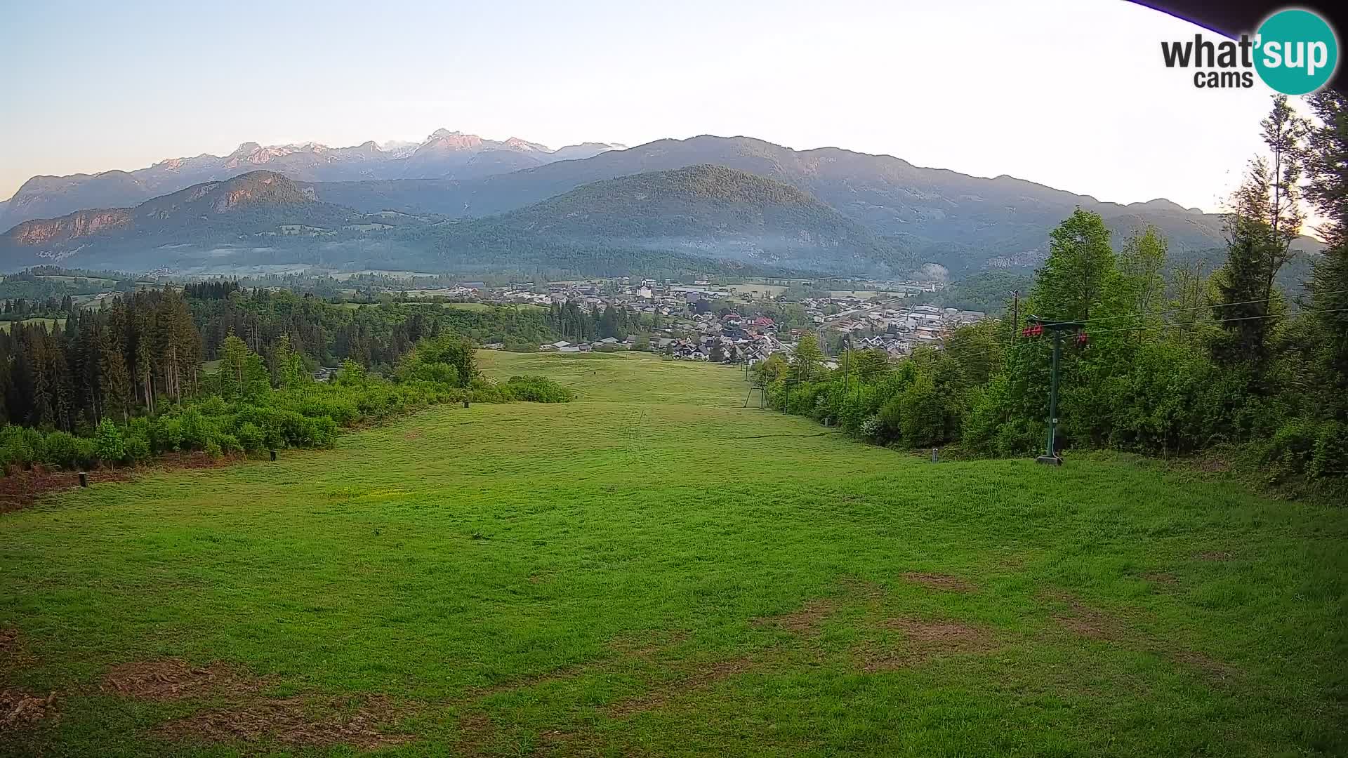 Kamera uživo Bohinjska Bistrica – Pogled u stvarnom vremenu sa skijališta Kozji Hrbet
