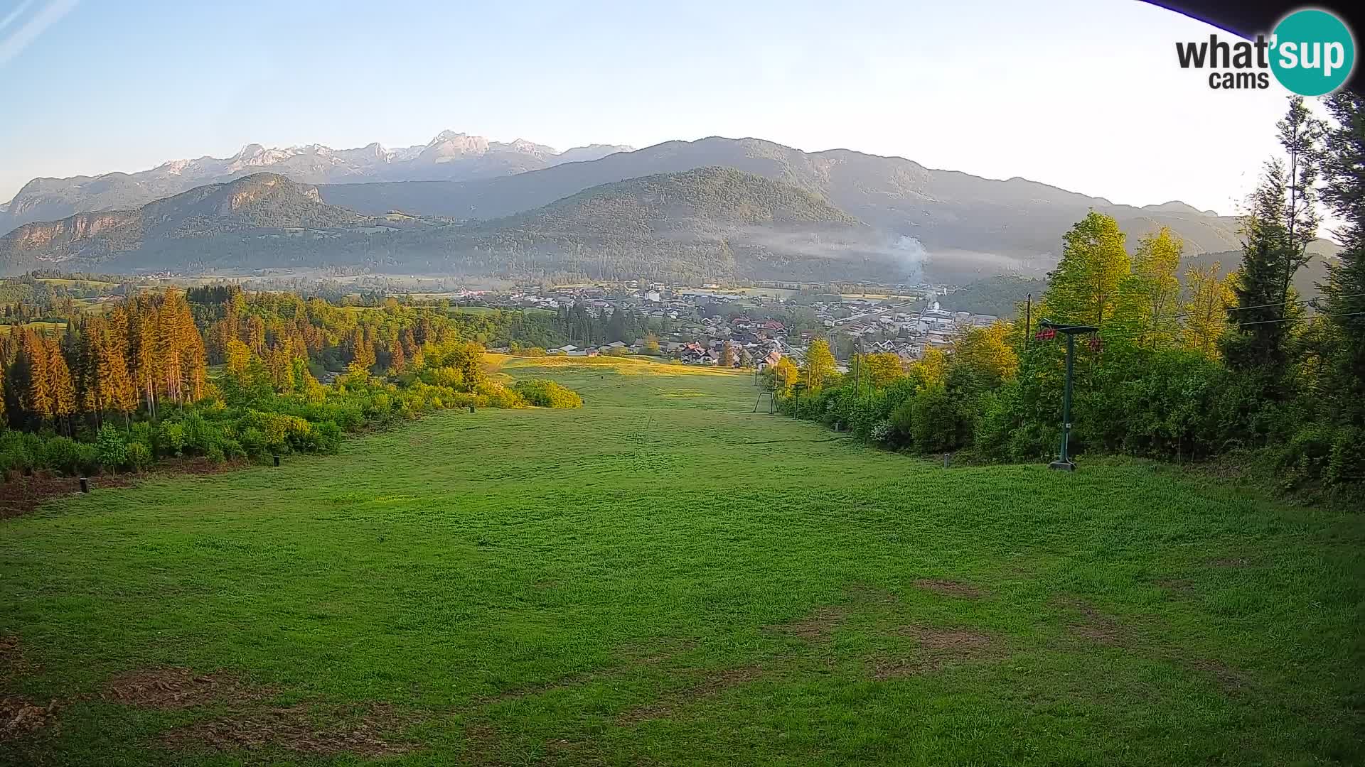 Spletna kamera Bohinjska Bistrica – Pogled v živo s smučišča Kozji Hrbet