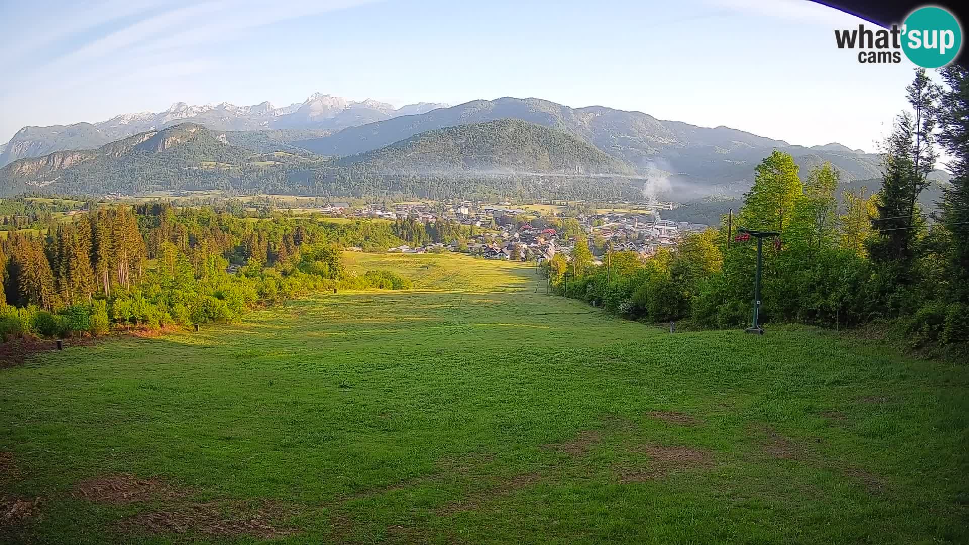 Kamera uživo Bohinjska Bistrica – Pogled u stvarnom vremenu sa skijališta Kozji Hrbet