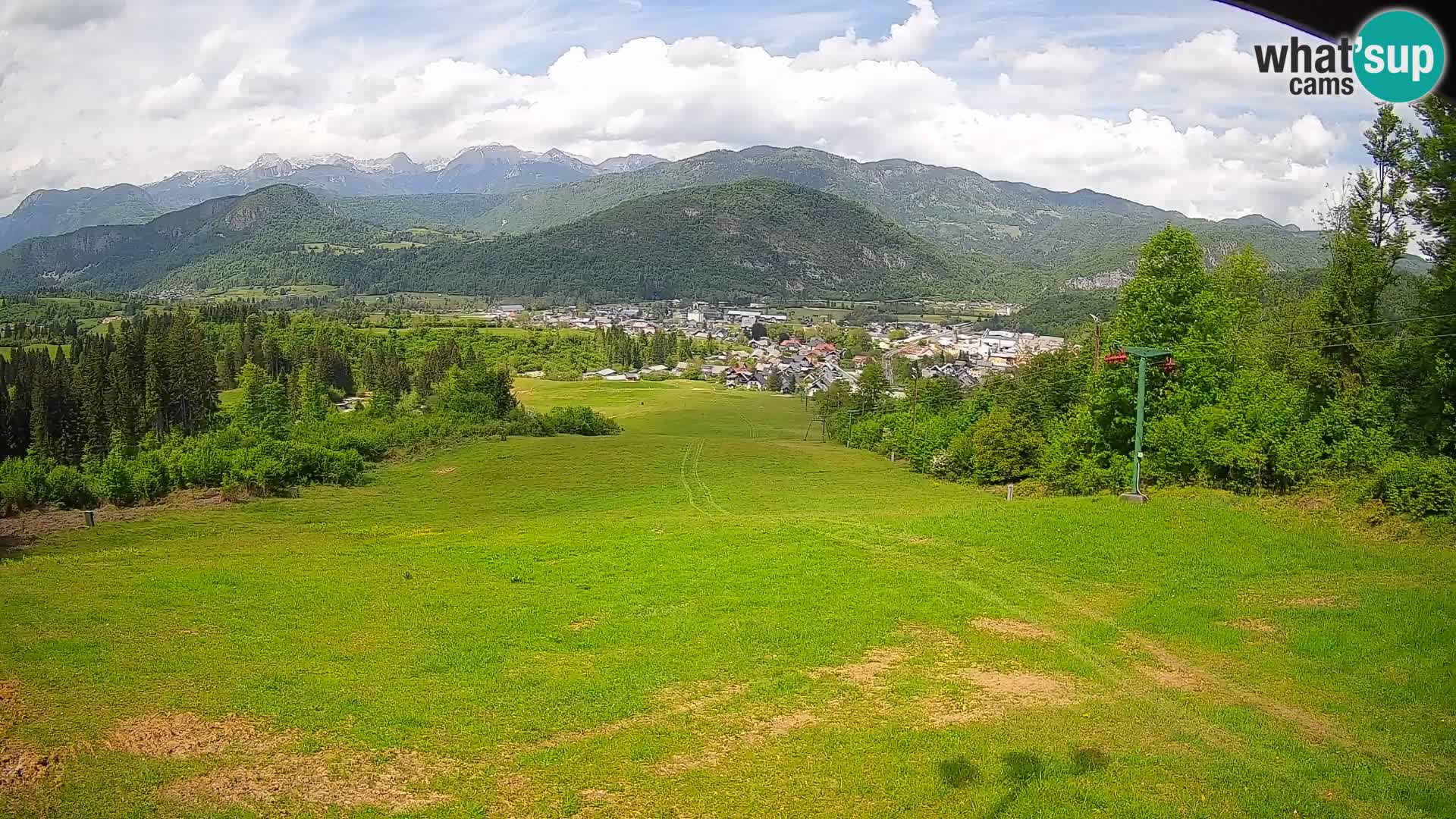 Kamera uživo Bohinjska Bistrica – Pogled u stvarnom vremenu sa skijališta Kozji Hrbet