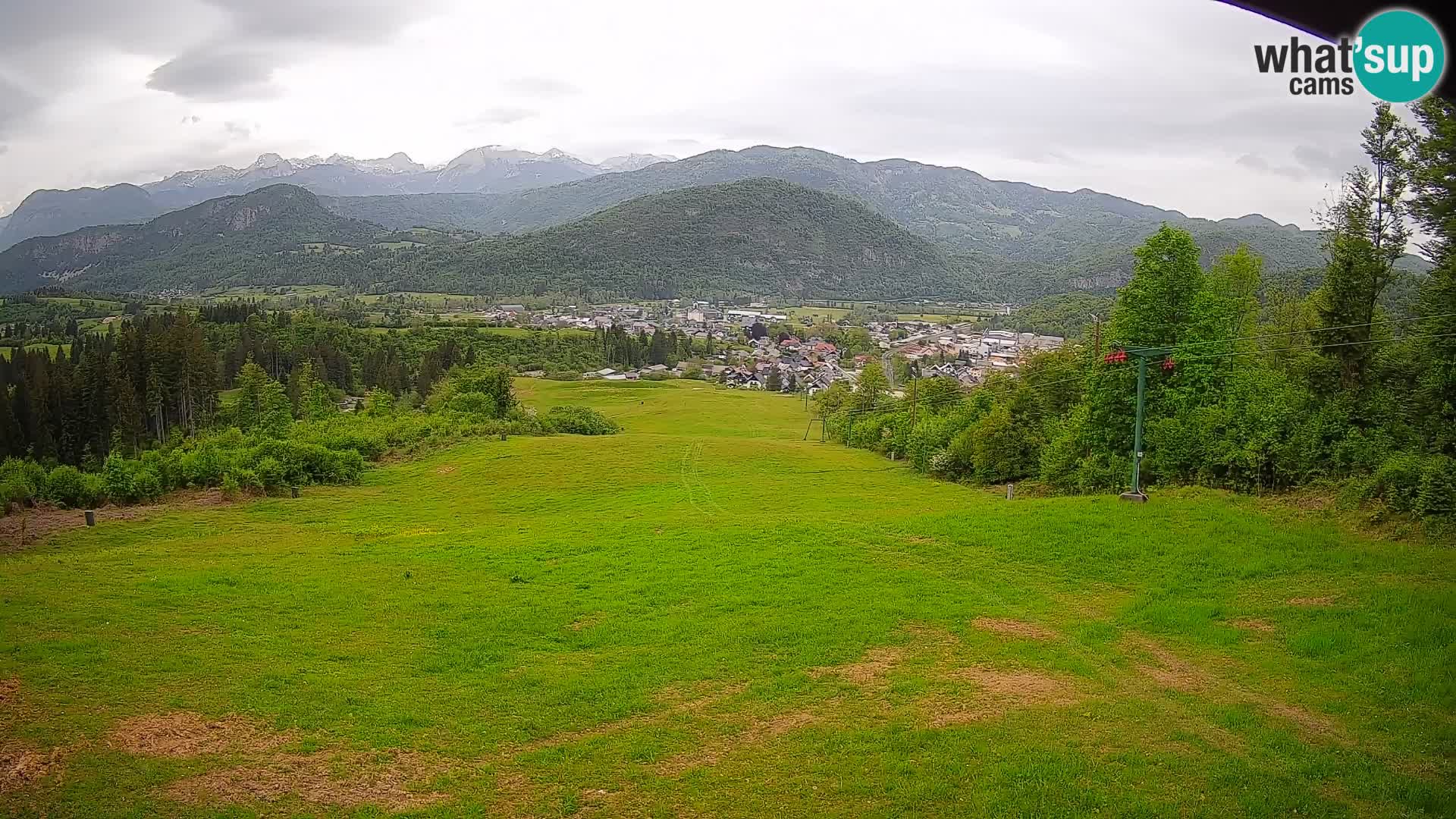 Kamera uživo Bohinjska Bistrica – Pogled u stvarnom vremenu sa skijališta Kozji Hrbet