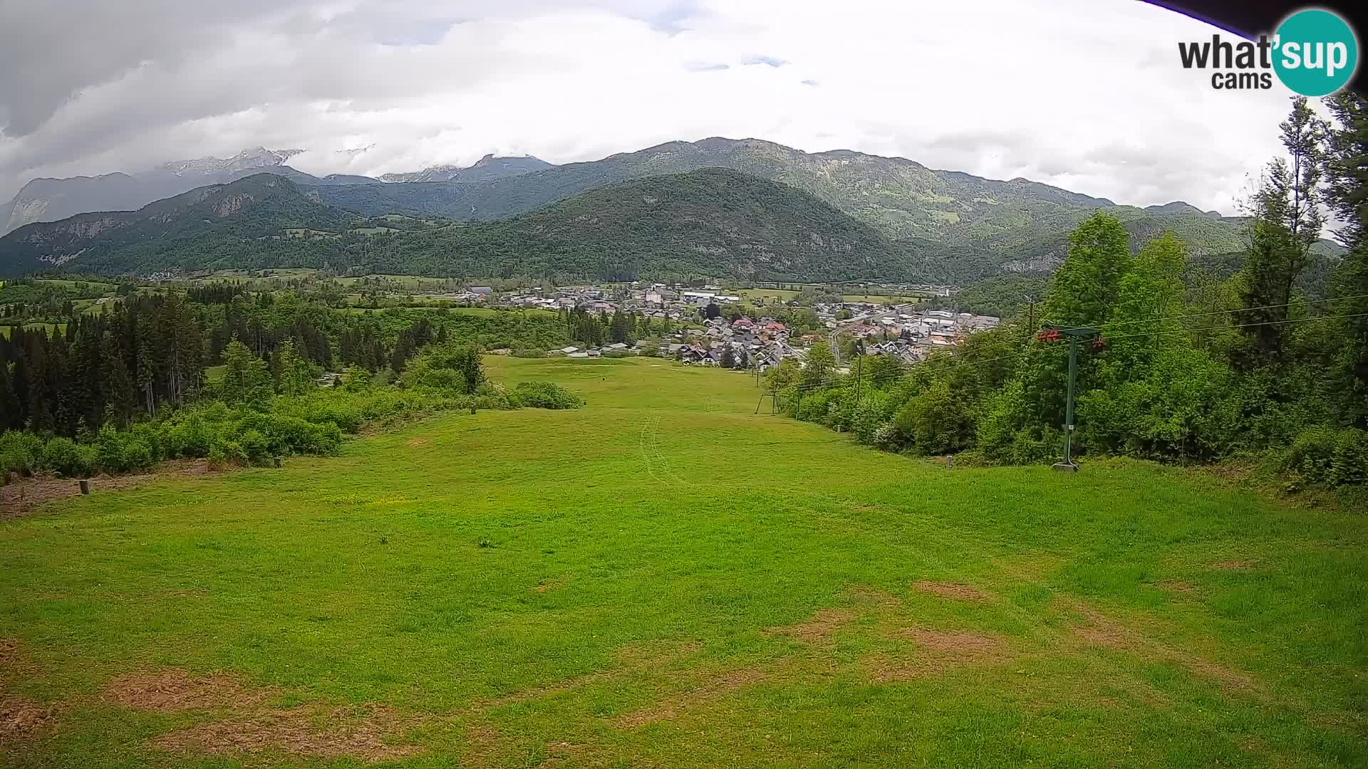 Kamera uživo Bohinjska Bistrica – Pogled u stvarnom vremenu sa skijališta Kozji Hrbet
