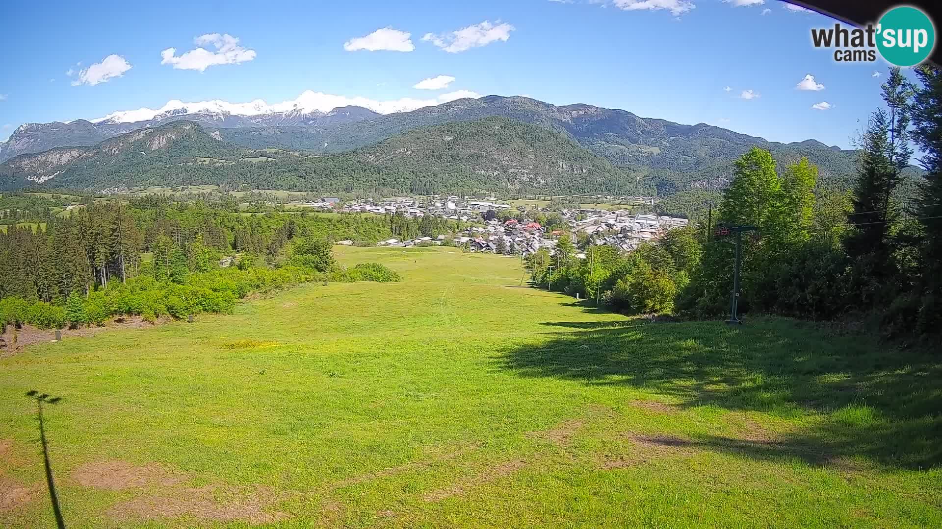 Kamera uživo Bohinjska Bistrica – Pogled u stvarnom vremenu sa skijališta Kozji Hrbet