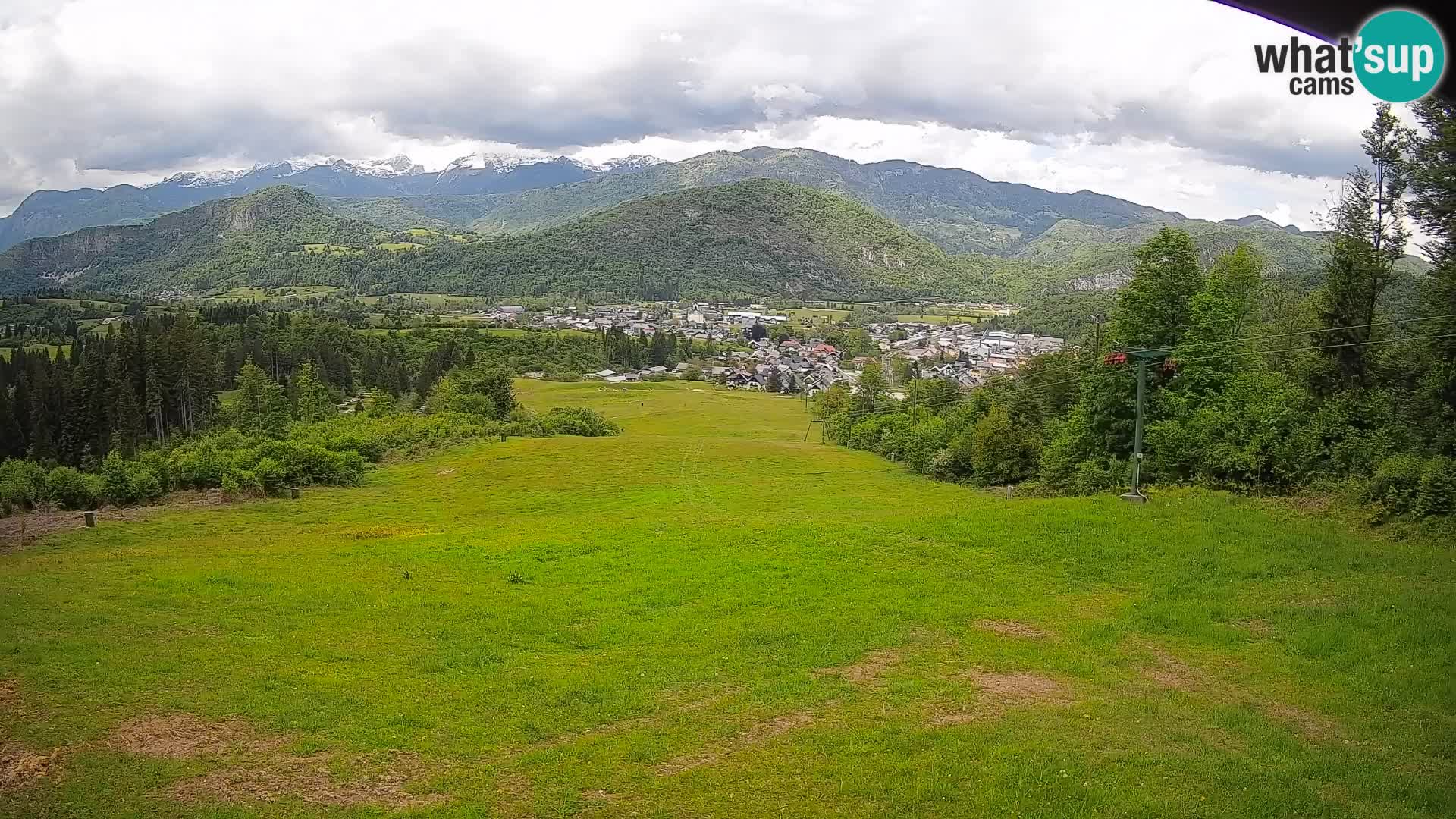 Kamera uživo Bohinjska Bistrica – Pogled u stvarnom vremenu sa skijališta Kozji Hrbet