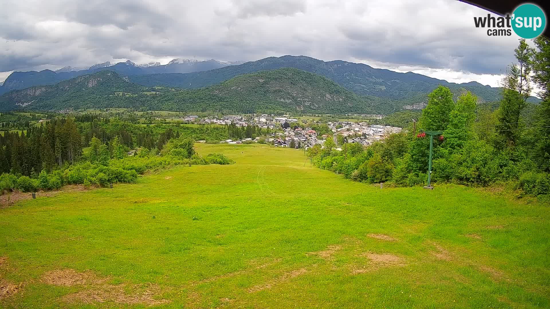 Kamera uživo Bohinjska Bistrica – Pogled u stvarnom vremenu sa skijališta Kozji Hrbet