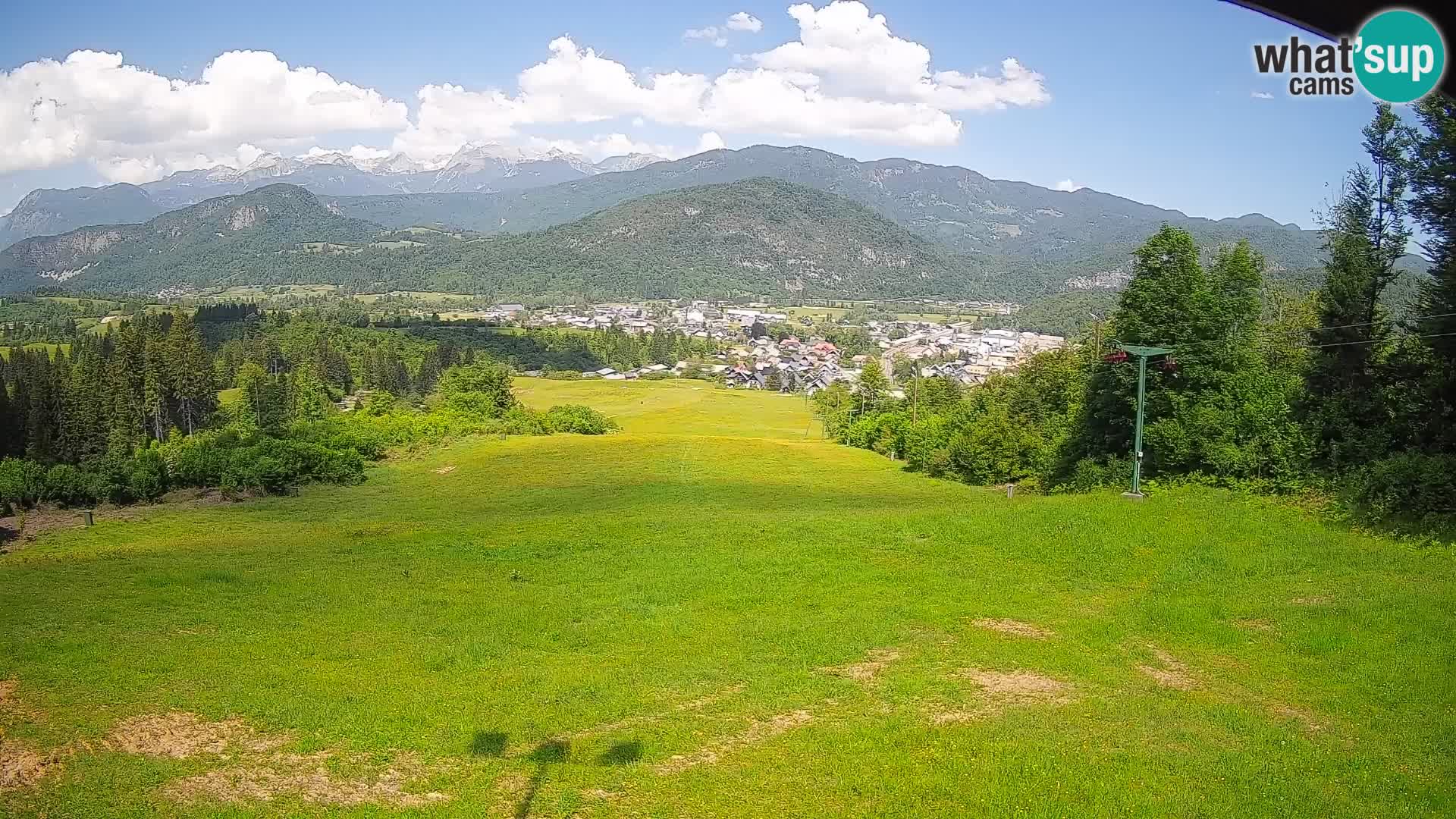 Kamera uživo Bohinjska Bistrica – Pogled u stvarnom vremenu sa skijališta Kozji Hrbet