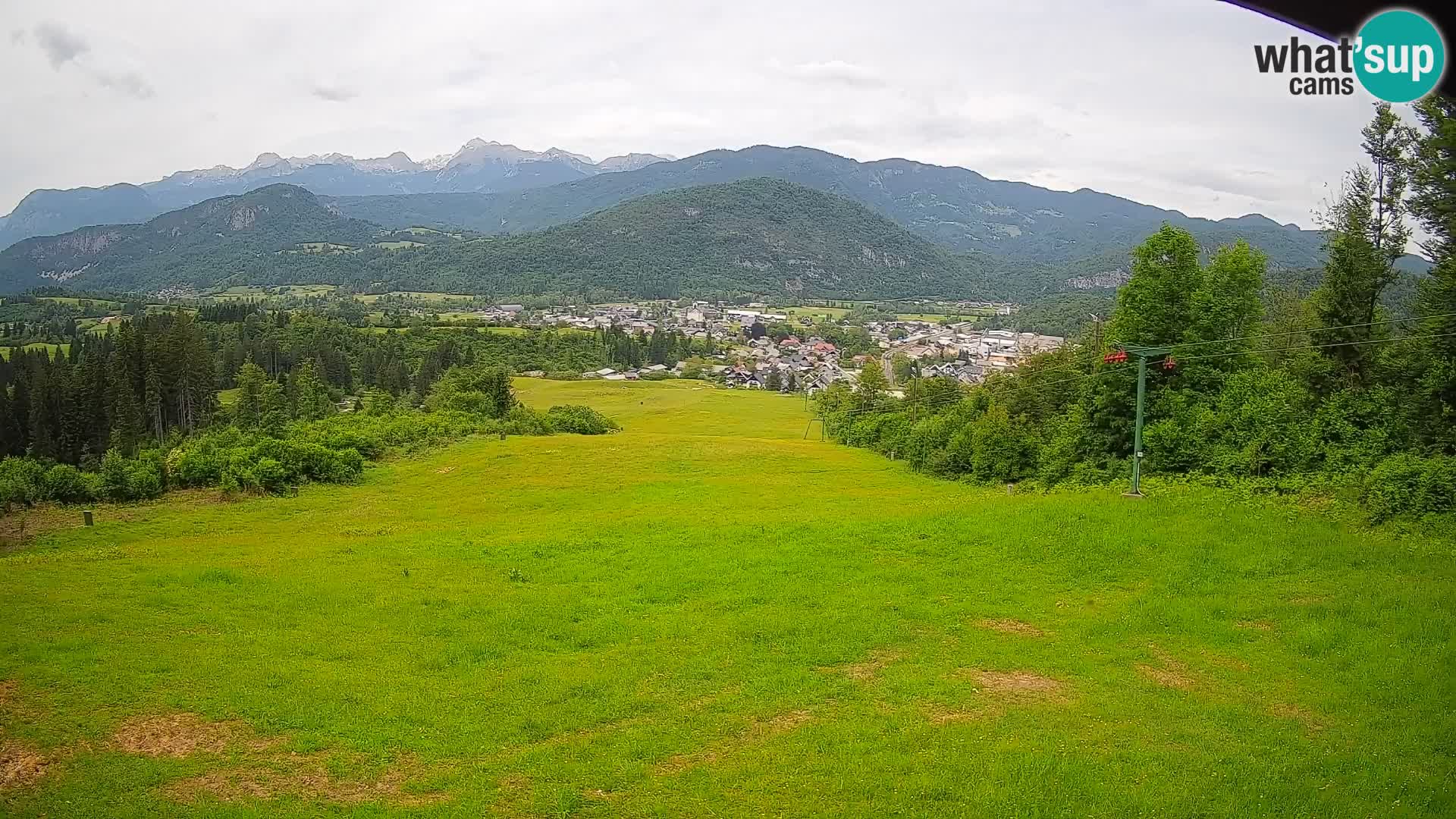 Kamera uživo Bohinjska Bistrica – Pogled u stvarnom vremenu sa skijališta Kozji Hrbet