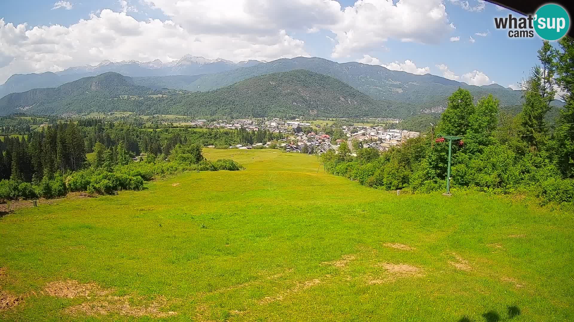 Kamera uživo Bohinjska Bistrica – Pogled u stvarnom vremenu sa skijališta Kozji Hrbet