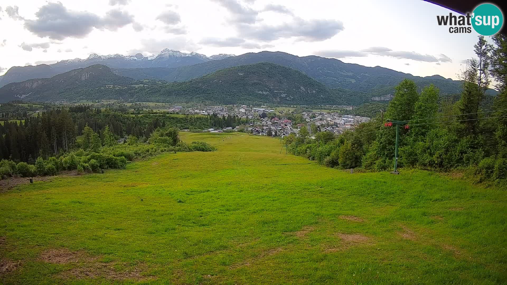 Kamera uživo Bohinjska Bistrica – Pogled u stvarnom vremenu sa skijališta Kozji Hrbet