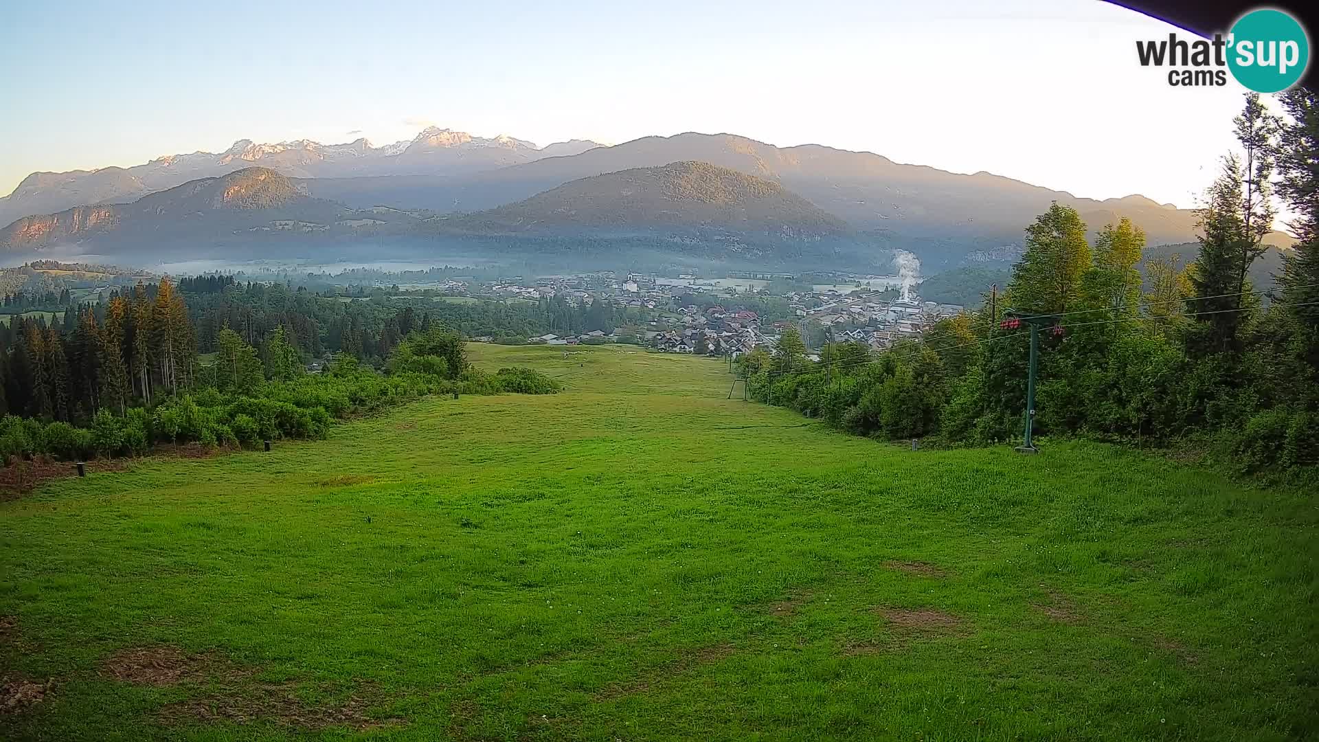 Spletna kamera Bohinjska Bistrica – Pogled v živo s smučišča Kozji Hrbet
