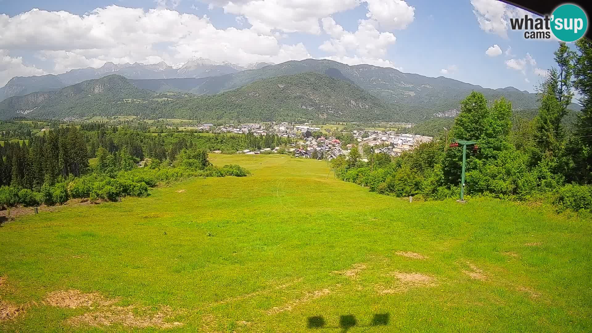 Spletna kamera Bohinjska Bistrica – Pogled v živo s smučišča Kozji Hrbet