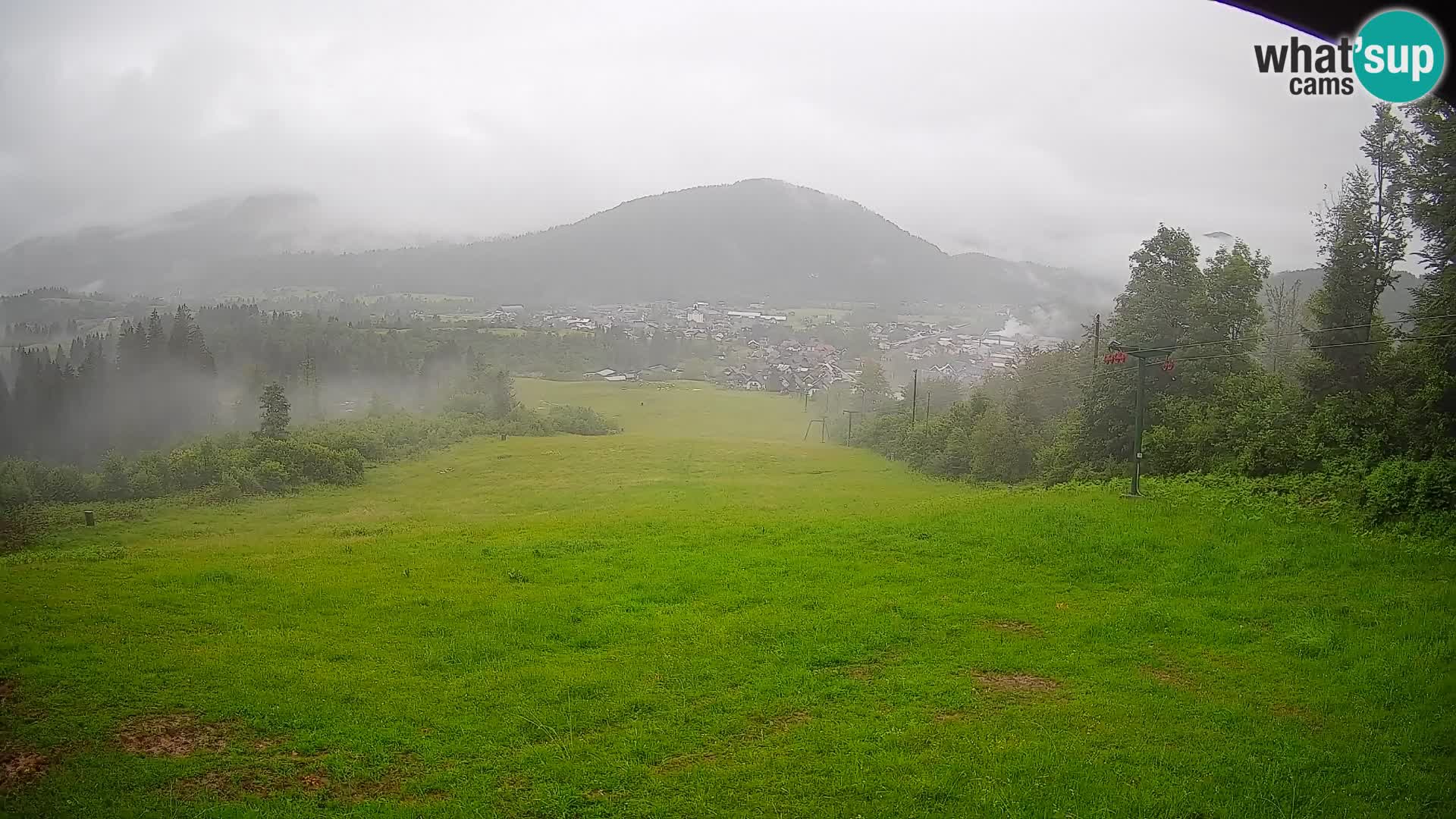 Kamera uživo Bohinjska Bistrica – Pogled u stvarnom vremenu sa skijališta Kozji Hrbet