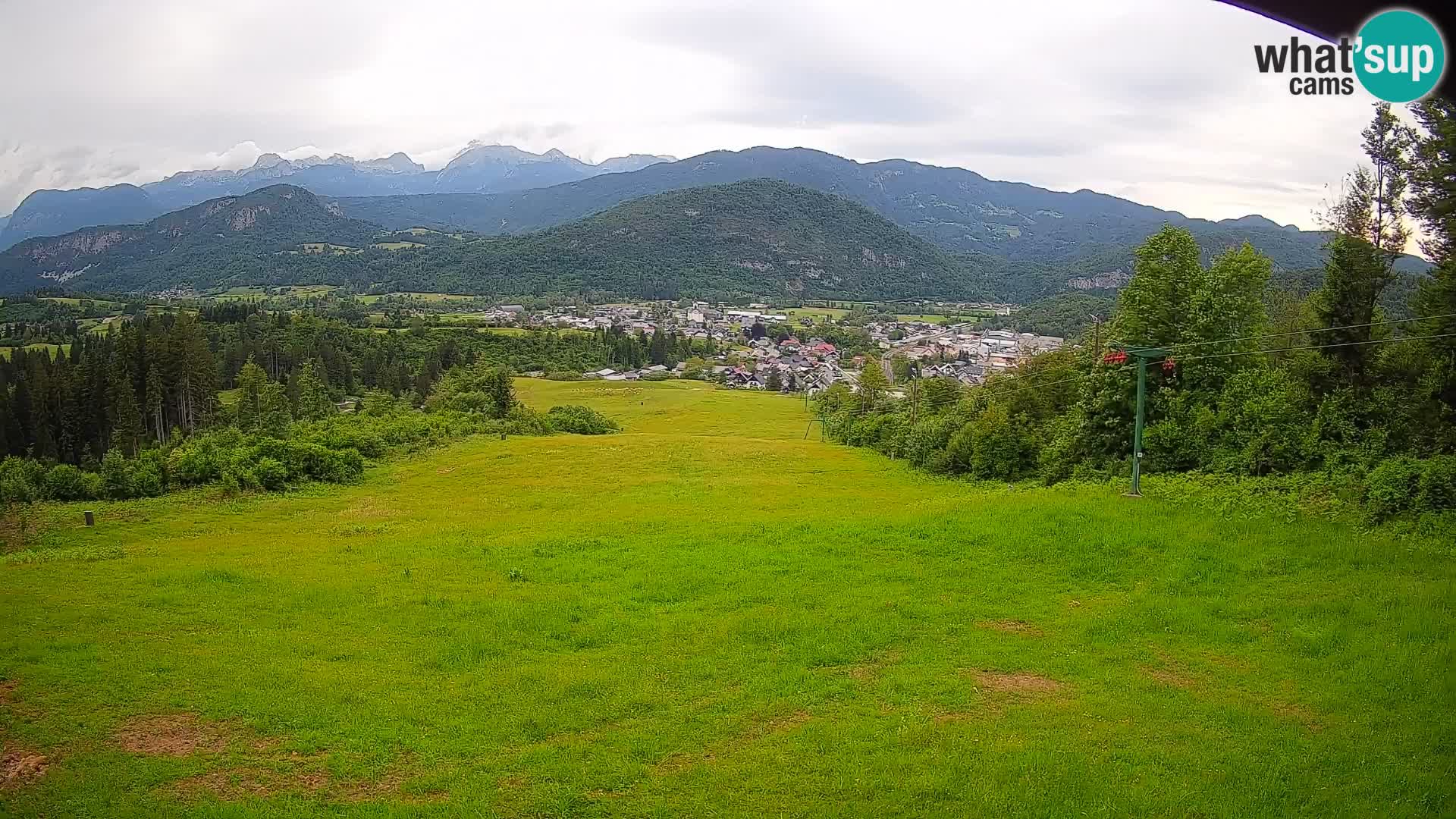 Kamera uživo Bohinjska Bistrica – Pogled u stvarnom vremenu sa skijališta Kozji Hrbet