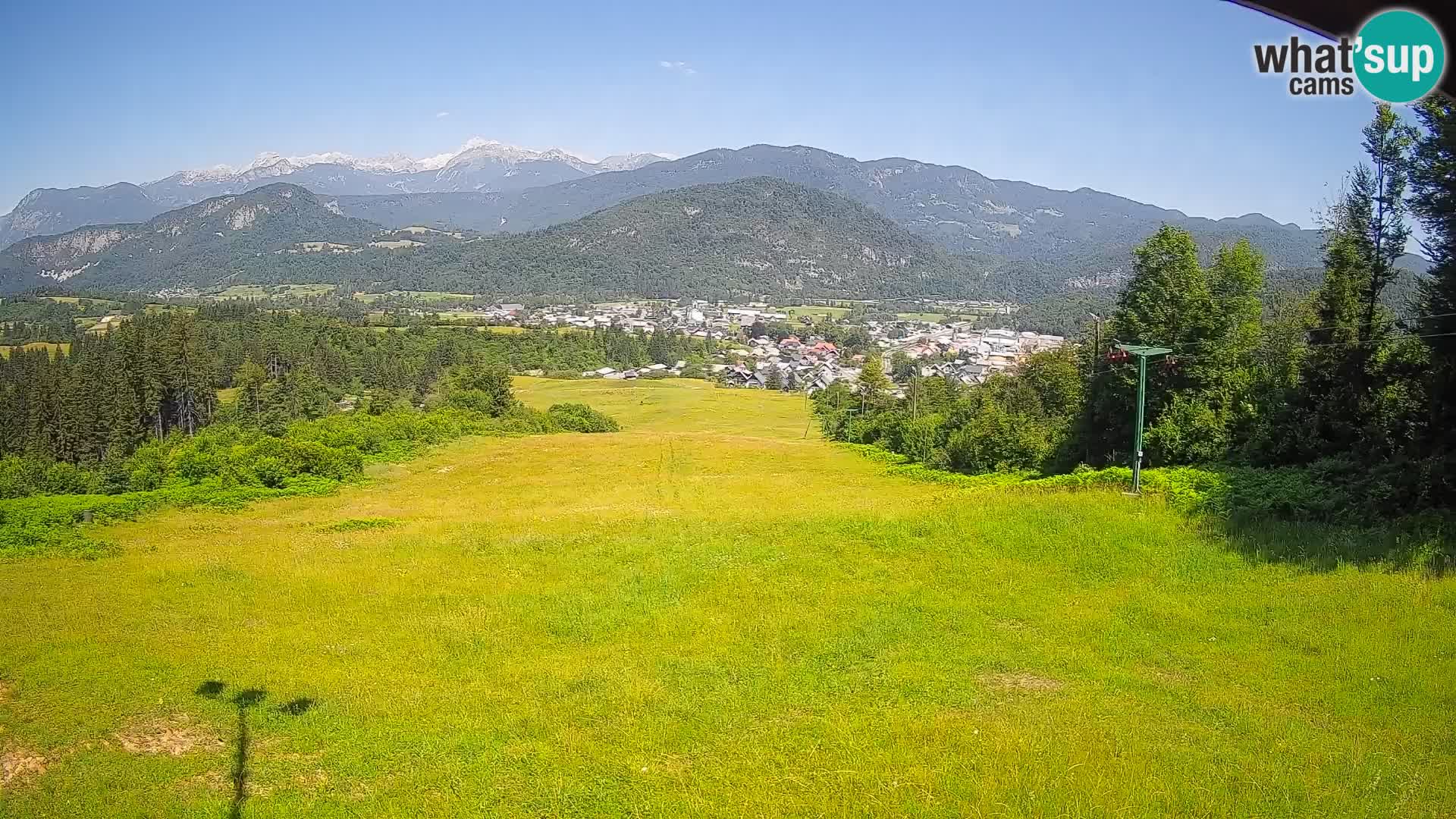 Kamera uživo Bohinjska Bistrica – Pogled u stvarnom vremenu sa skijališta Kozji Hrbet