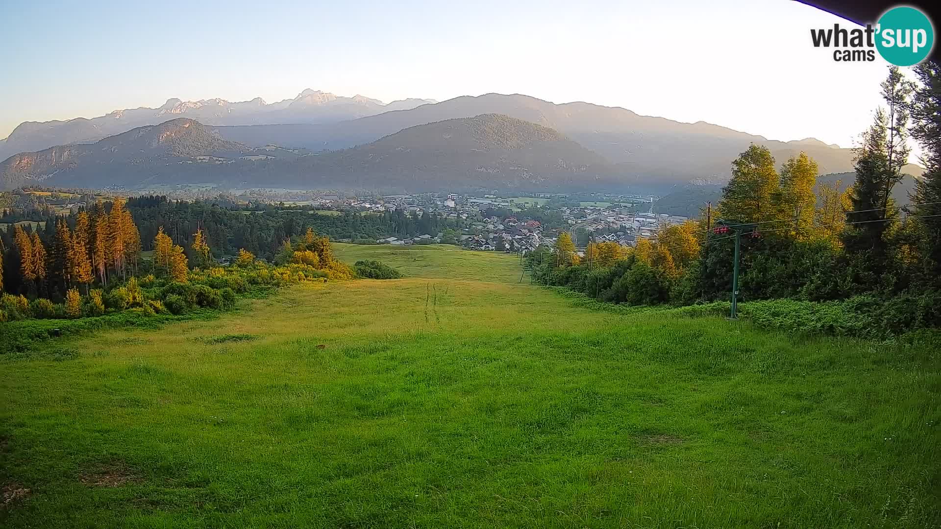 Spletna kamera Bohinjska Bistrica – Pogled v živo s smučišča Kozji Hrbet