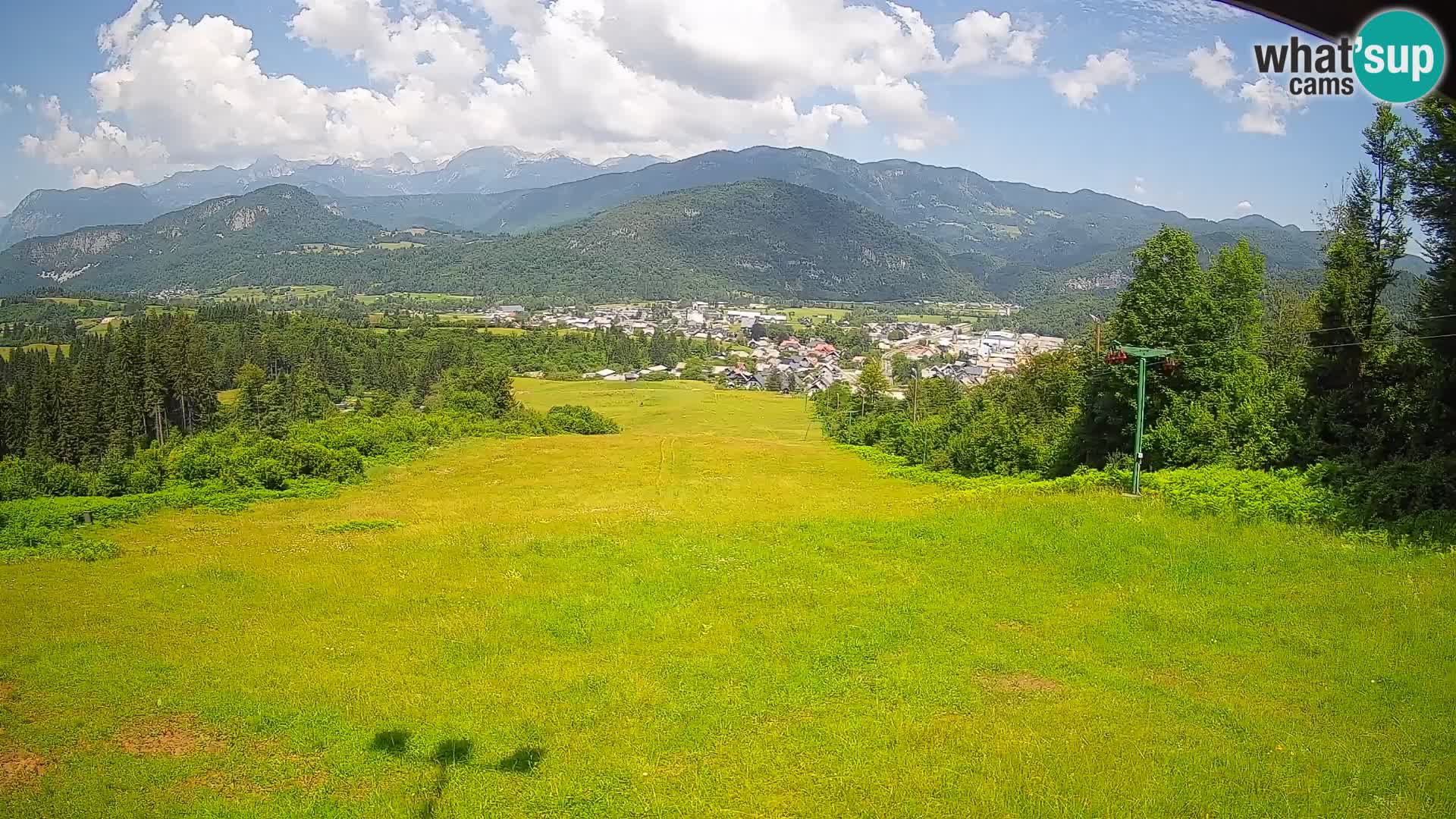 Spletna kamera Bohinjska Bistrica – Pogled v živo s smučišča Kozji Hrbet