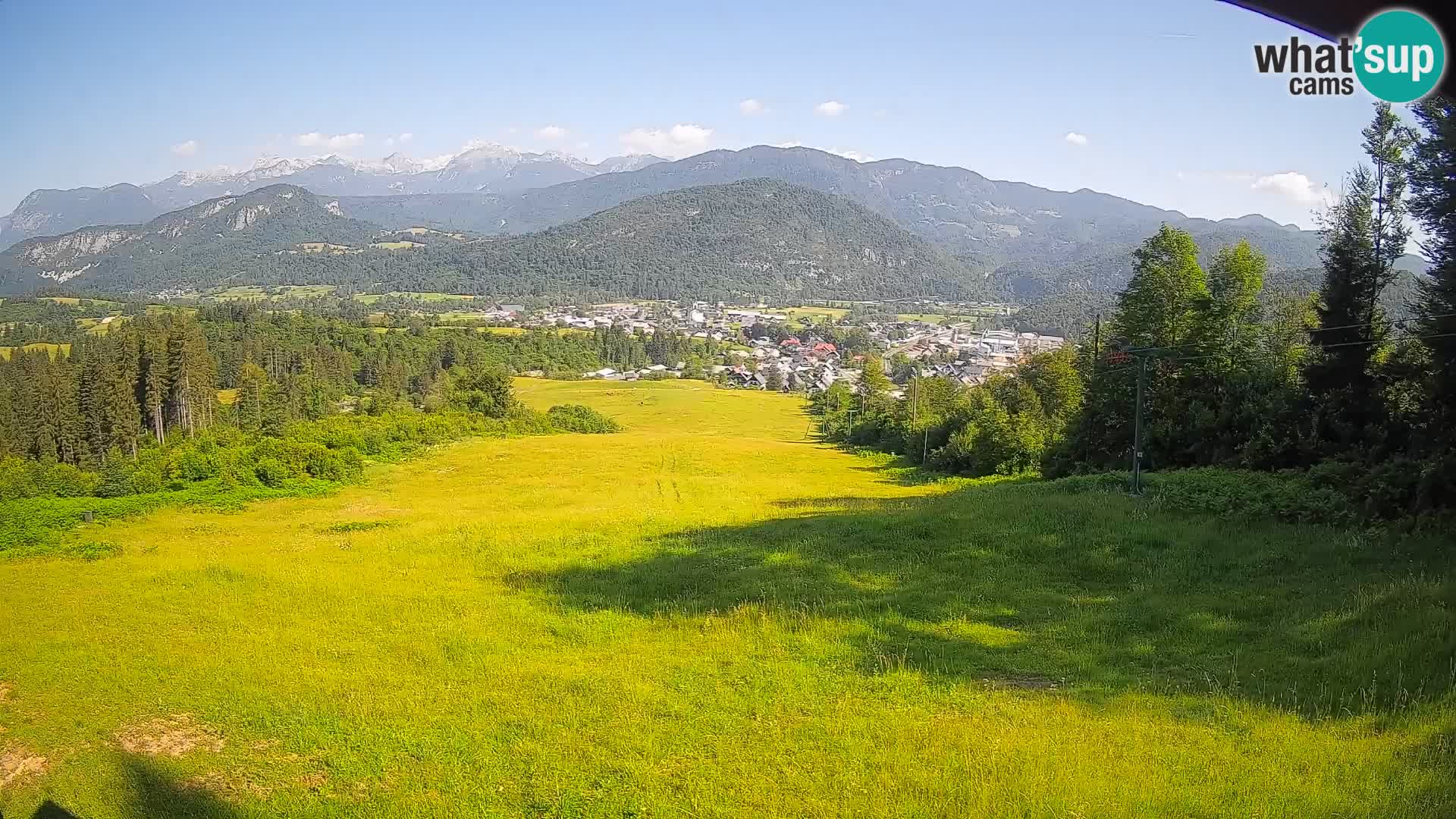 Spletna kamera Bohinjska Bistrica – Pogled v živo s smučišča Kozji Hrbet