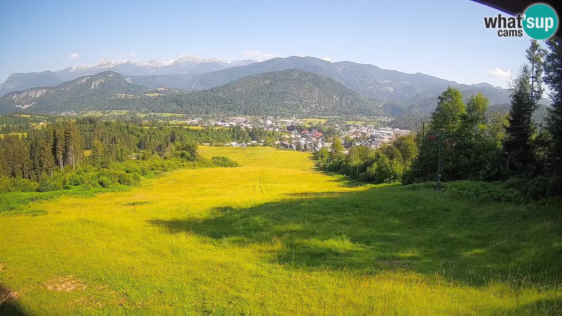 Spletna kamera Bohinjska Bistrica – Pogled v živo s smučišča Kozji Hrbet